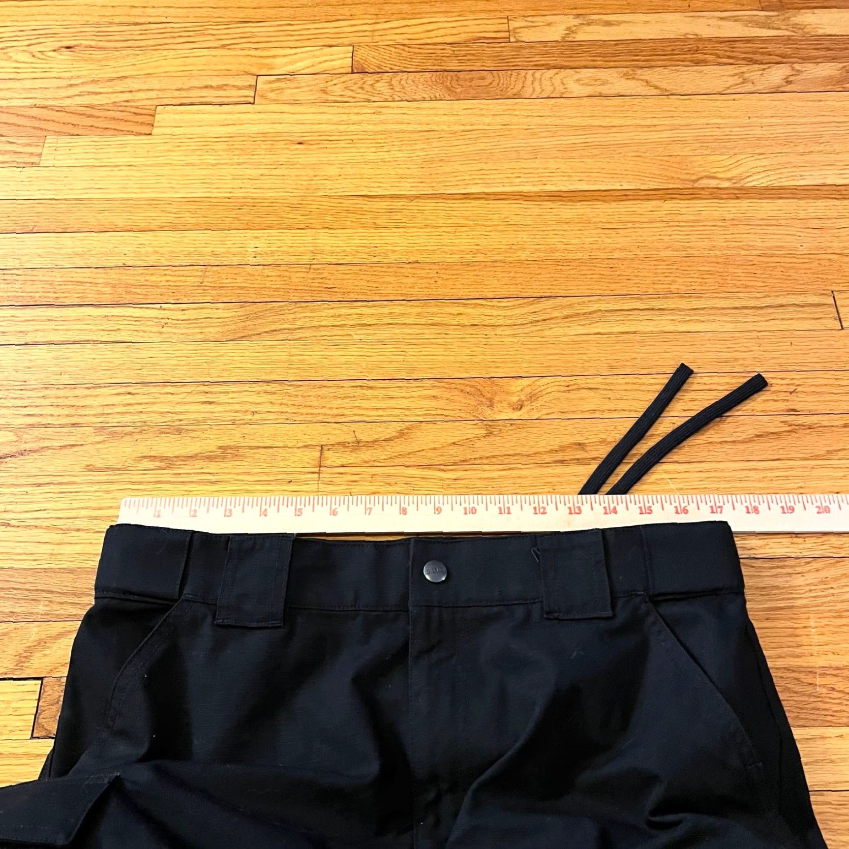 Vintage 5.11 511 Tactical Pants Cargo Mens Large TDU Adjustable Work Pants Black 31 in Inseam Size US 33 - 7 Thumbnail