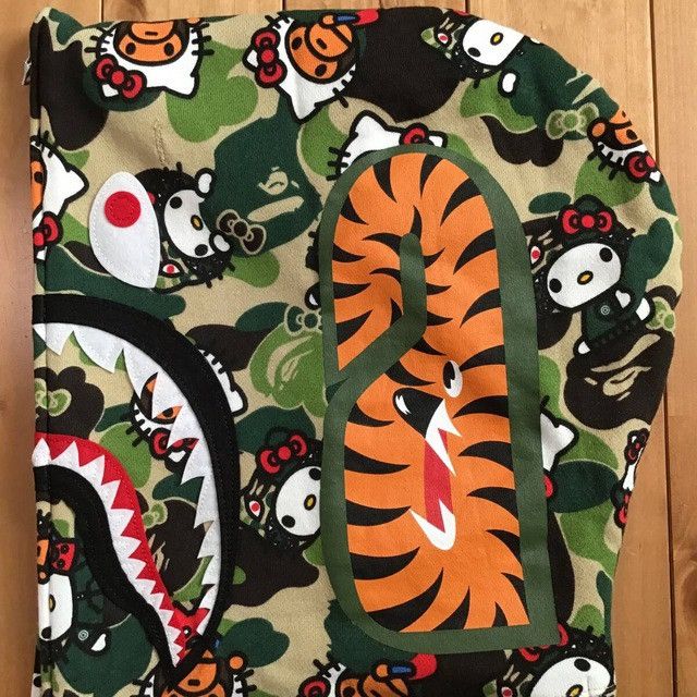 Bape SANRIO × BAPE KITTY MILO ABC CAMO shark full zip hoodie APE Size US L / EU 52-54 / 3 - 6 Thumbnail
