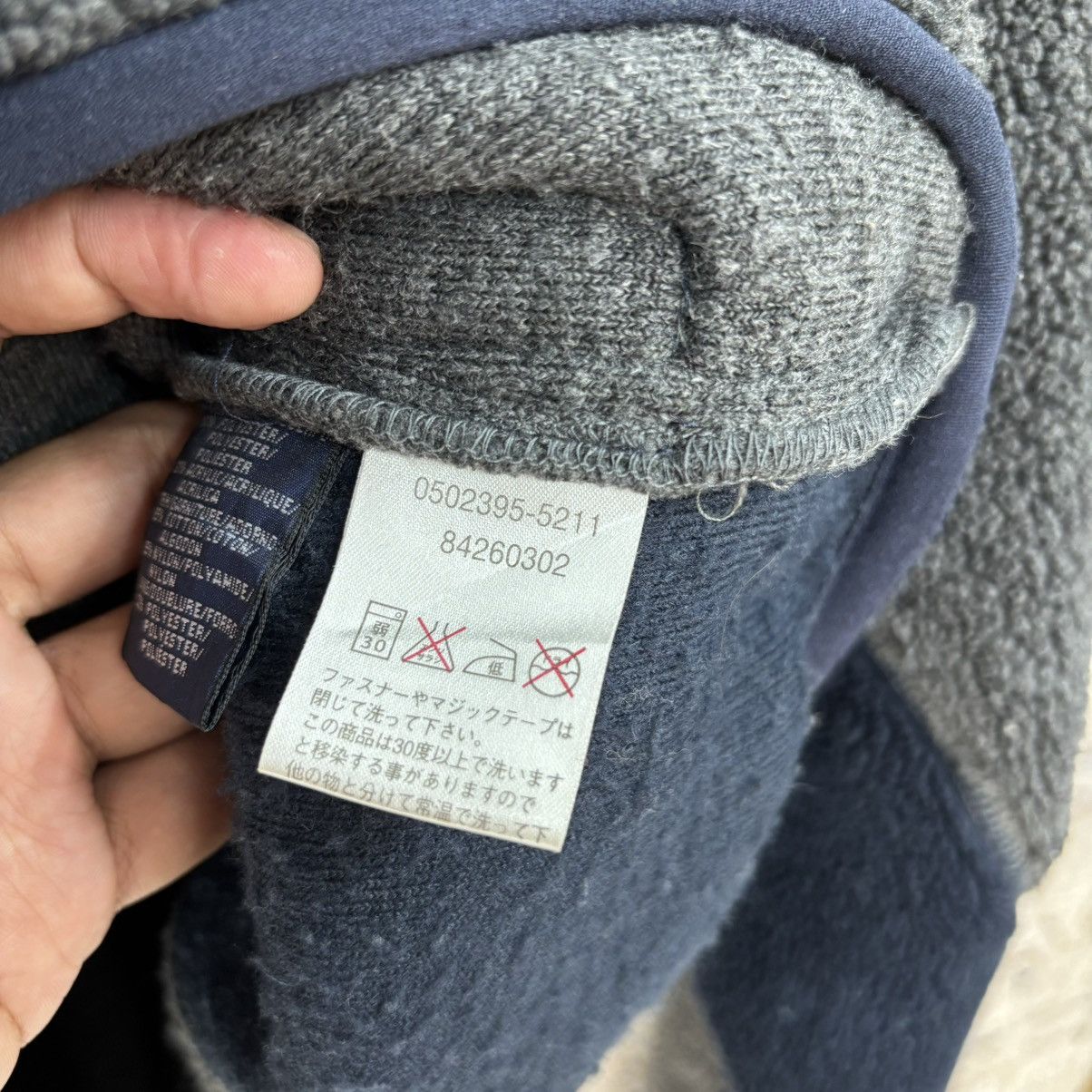 Tommy Hilfiger × Vintage Vintage Tommy Hilfiger Sherpa Fleece Jacket Size US S / EU 44-46 / 1 - 8 Thumbnail