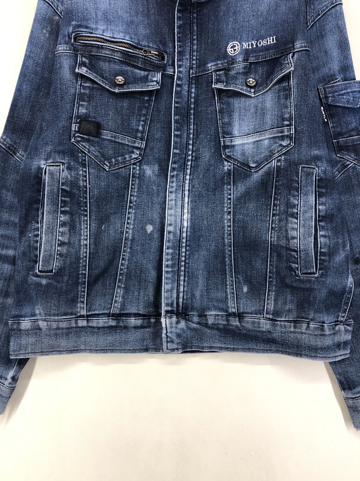 Japanese Brand Vintage Burtle Distressed Denim Workwear Jacket Size US L / EU 52-54 / 3 - 20 Thumbnail