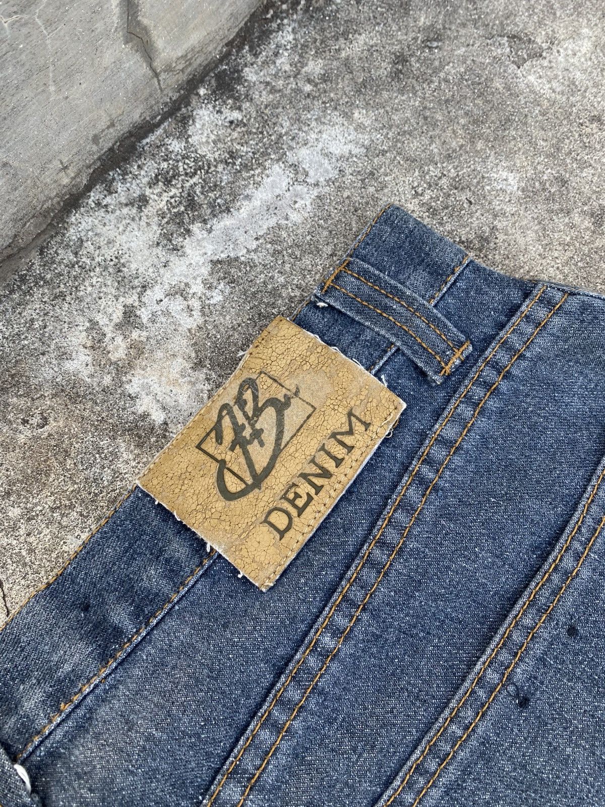 Fubu Vintage Y2K Fubu Denim Carpenter Logo Embroidery Size US 34 / EU 50 - 13 Thumbnail