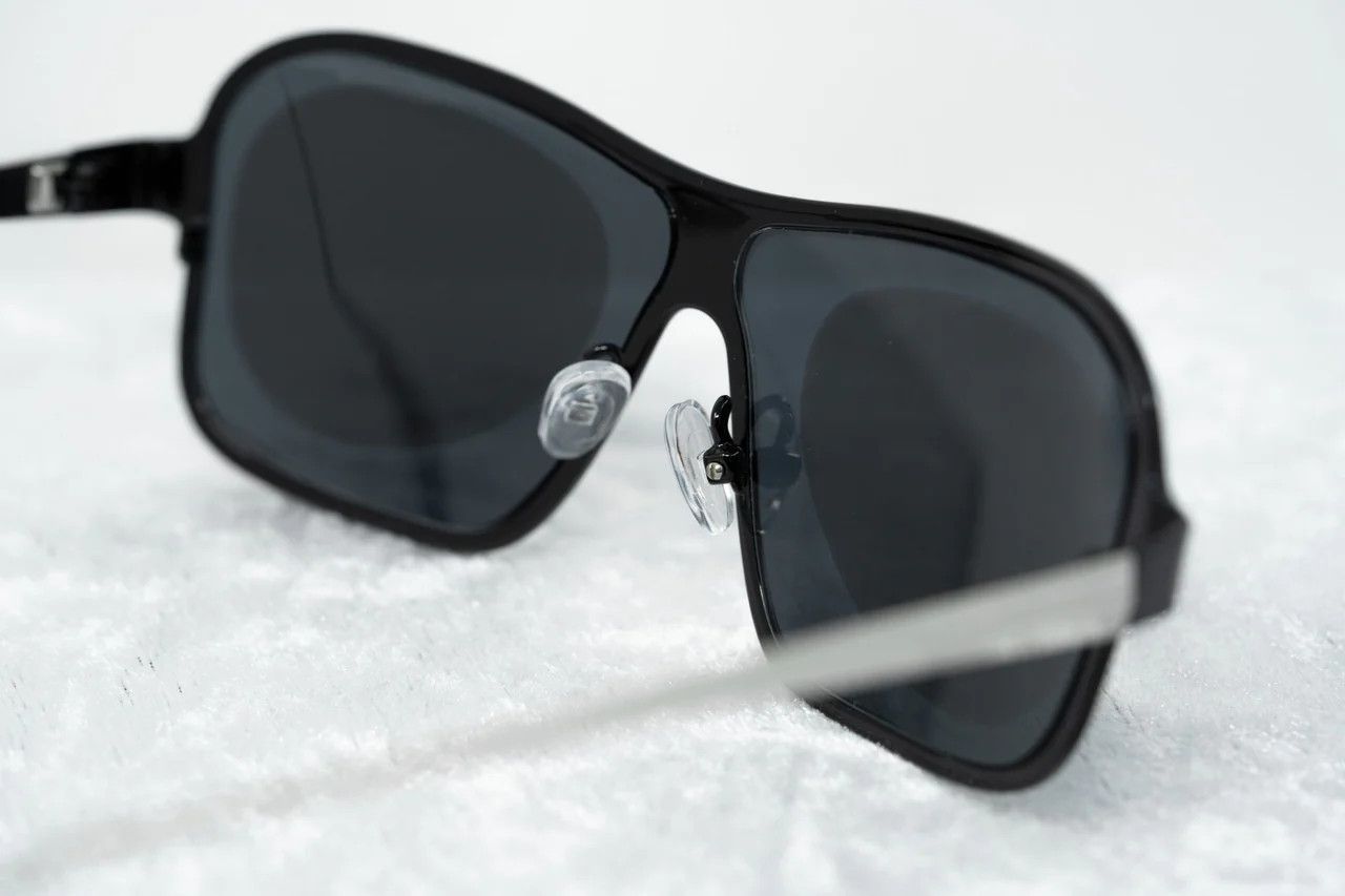 Raf Simons Raf Simons Sunglasses Rectangular Black Silver and Grey Size ONE SIZE - 8 Thumbnail
