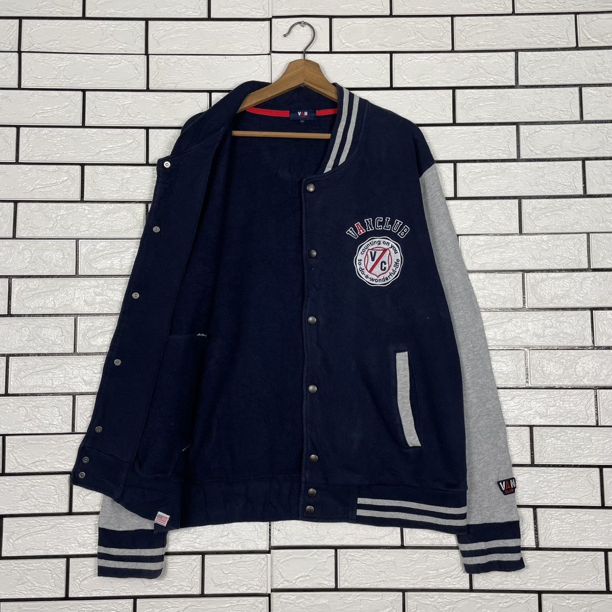 Japanese Brand Van Club Big Logo Varsity Sweater Jacket Size US L / EU 52-54 / 3 - 9 Thumbnail