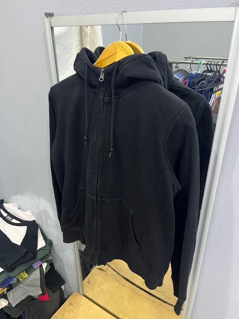 Uniqlo Uniqlo Fleece-Lined Zip Hoodie Black Cozy Winter Layer Size L / US 10 / IT 46 - 3 Thumbnail