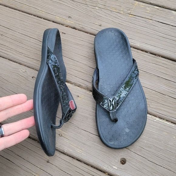 Vionic Vionic Tide Black Sequin Flip Flop Thong Sandals Size Woman' Size US 10 / IT 40 - 2 Thumbnail