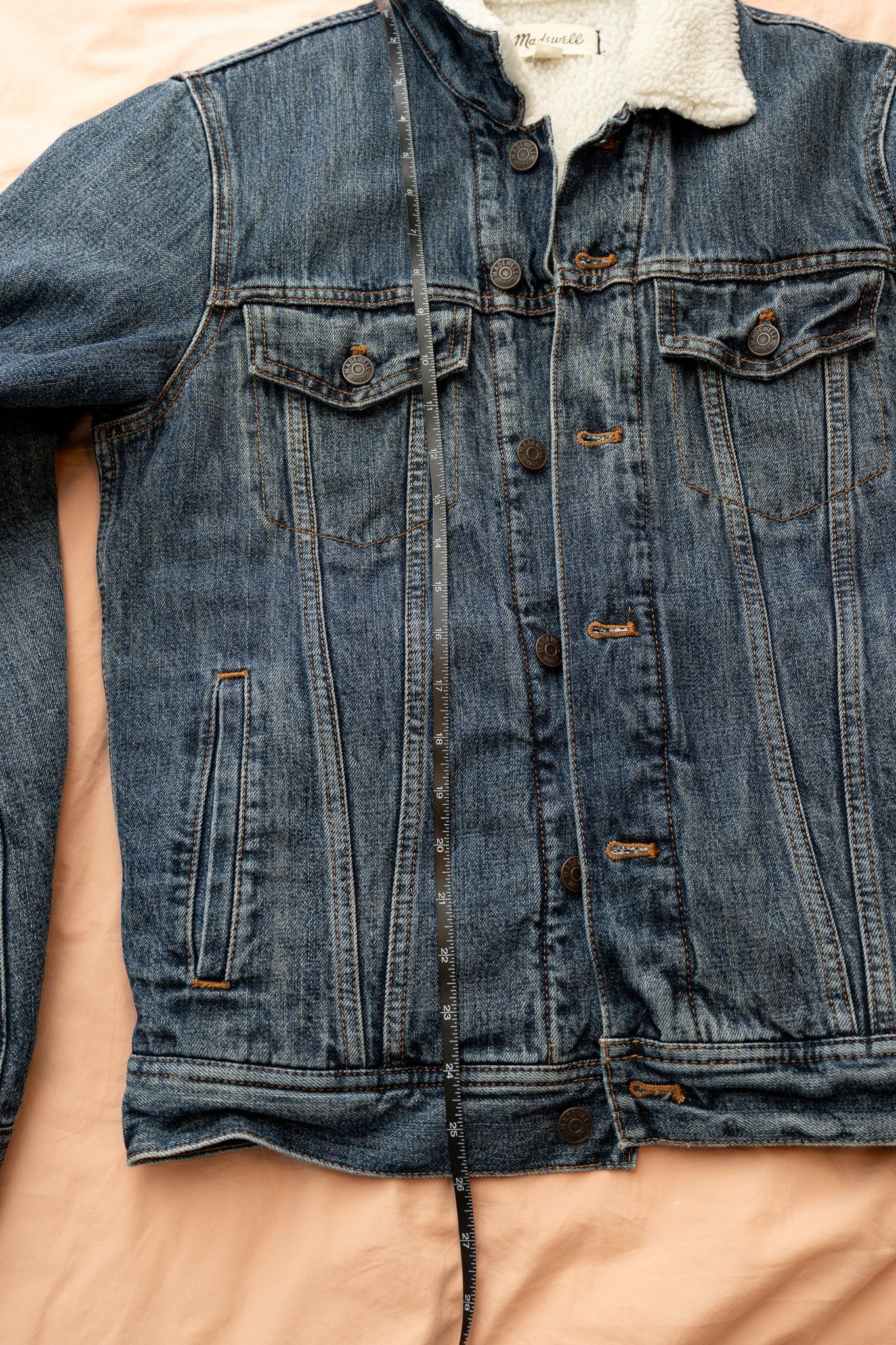 Madewell Madewell Sherpa Classic Jean Jacket in Edmonson Wash Size US XS / EU 42 / 0 - 4 Thumbnail
