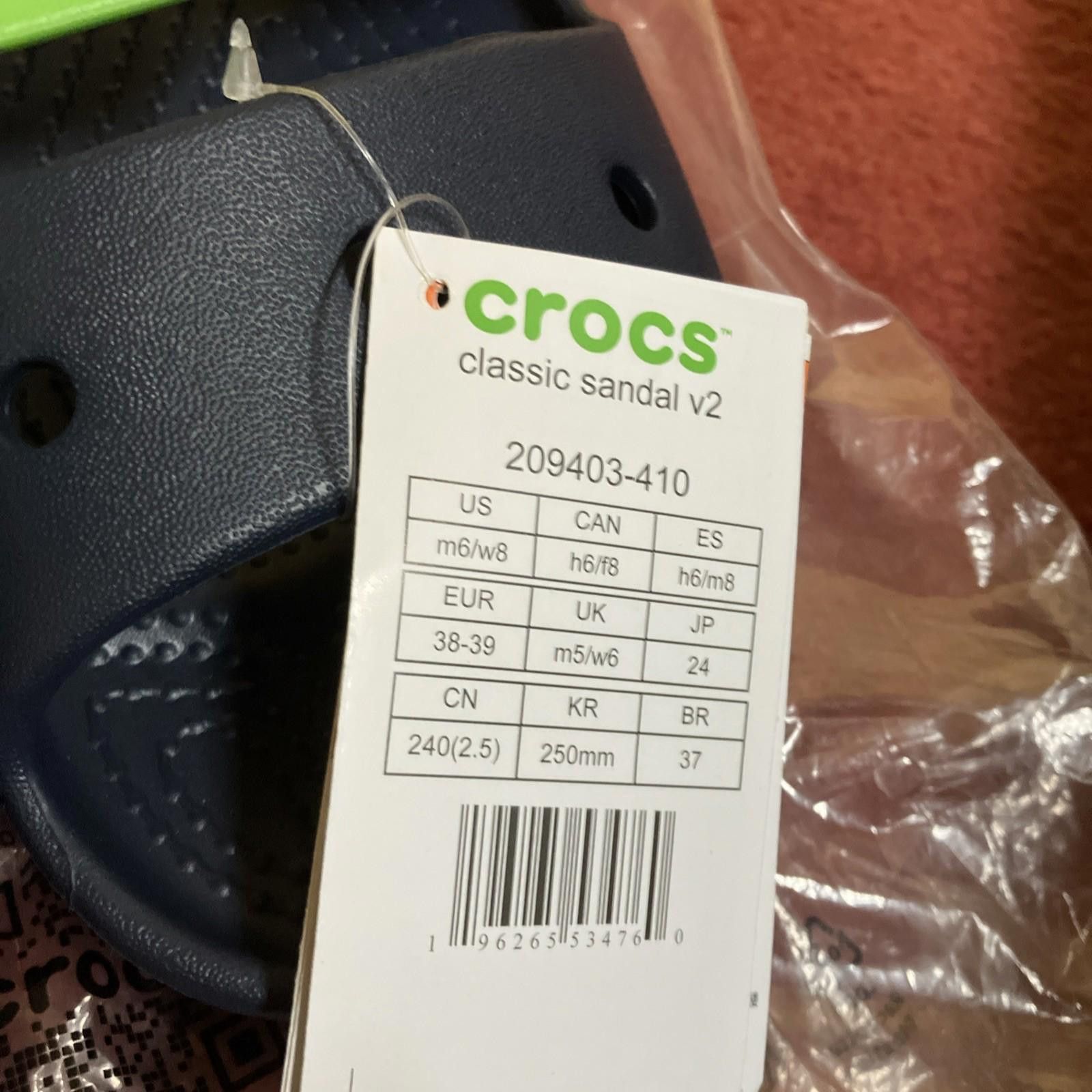 Crocs Crocs Classic Sandals V2 Summer Shoes Navy Blue NWT Size US 8 / EU 41 - 2 Thumbnail