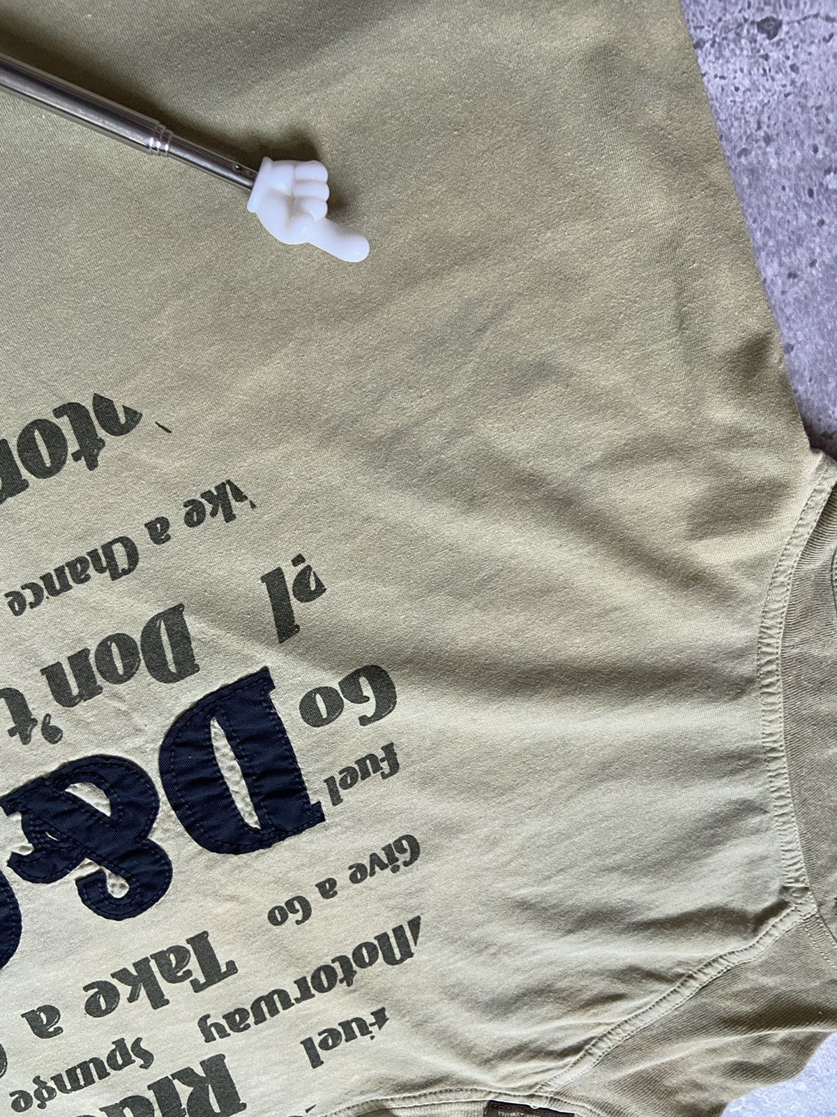Dolce & Gabbana DOLCE AND GABANNA D&G DISTRESSED Beige Y2K TEE Size US XXL / EU 58 / 5 - 7 Thumbnail