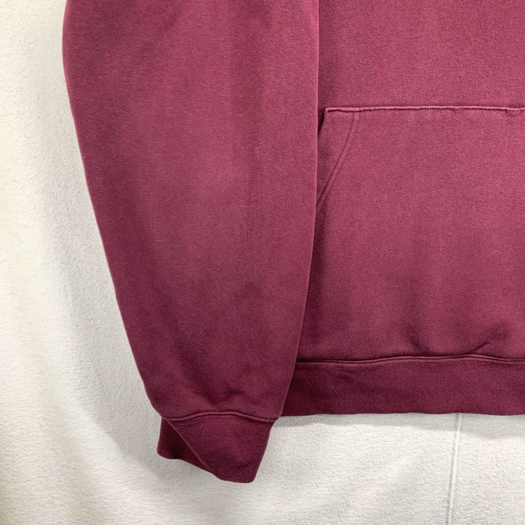 Nike VINTAGE Nike Hoodie Mens Football 2XL Faded Maroon Grey Ghosts Graphic Print Pullover Hooded Kangaroo Pocket 90s Mens Size US XXL / EU 58 / 5 - 6 Thumbnail