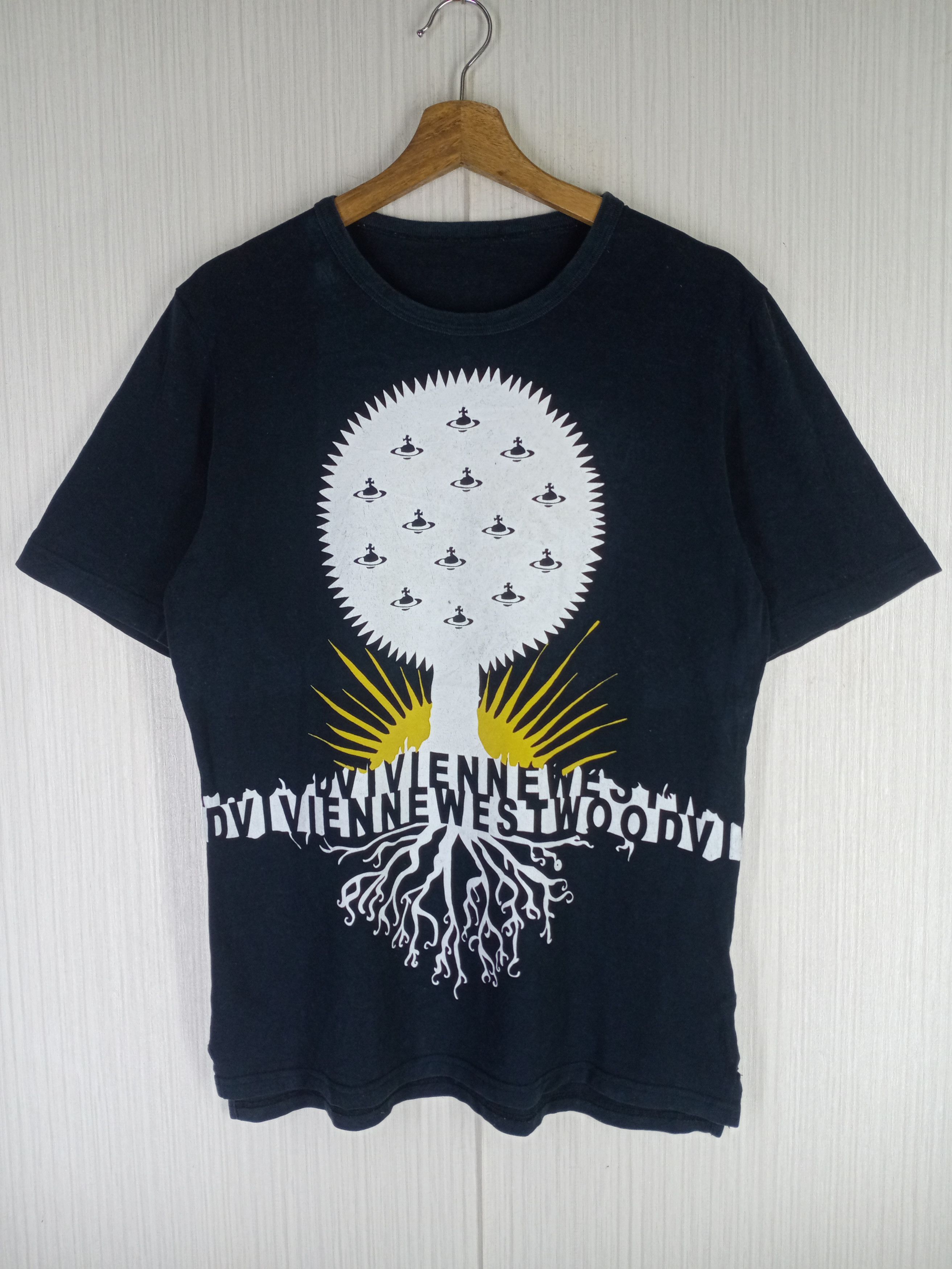 VIVIENNE WESTWOOD 1990s t-shirt