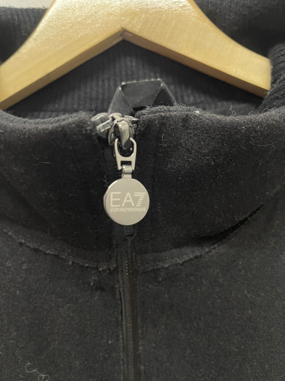 Emporio Armani Vintage Black Emporio Armani Wool Zipper Design Size US L / EU 52-54 / 3 - 4 Thumbnail