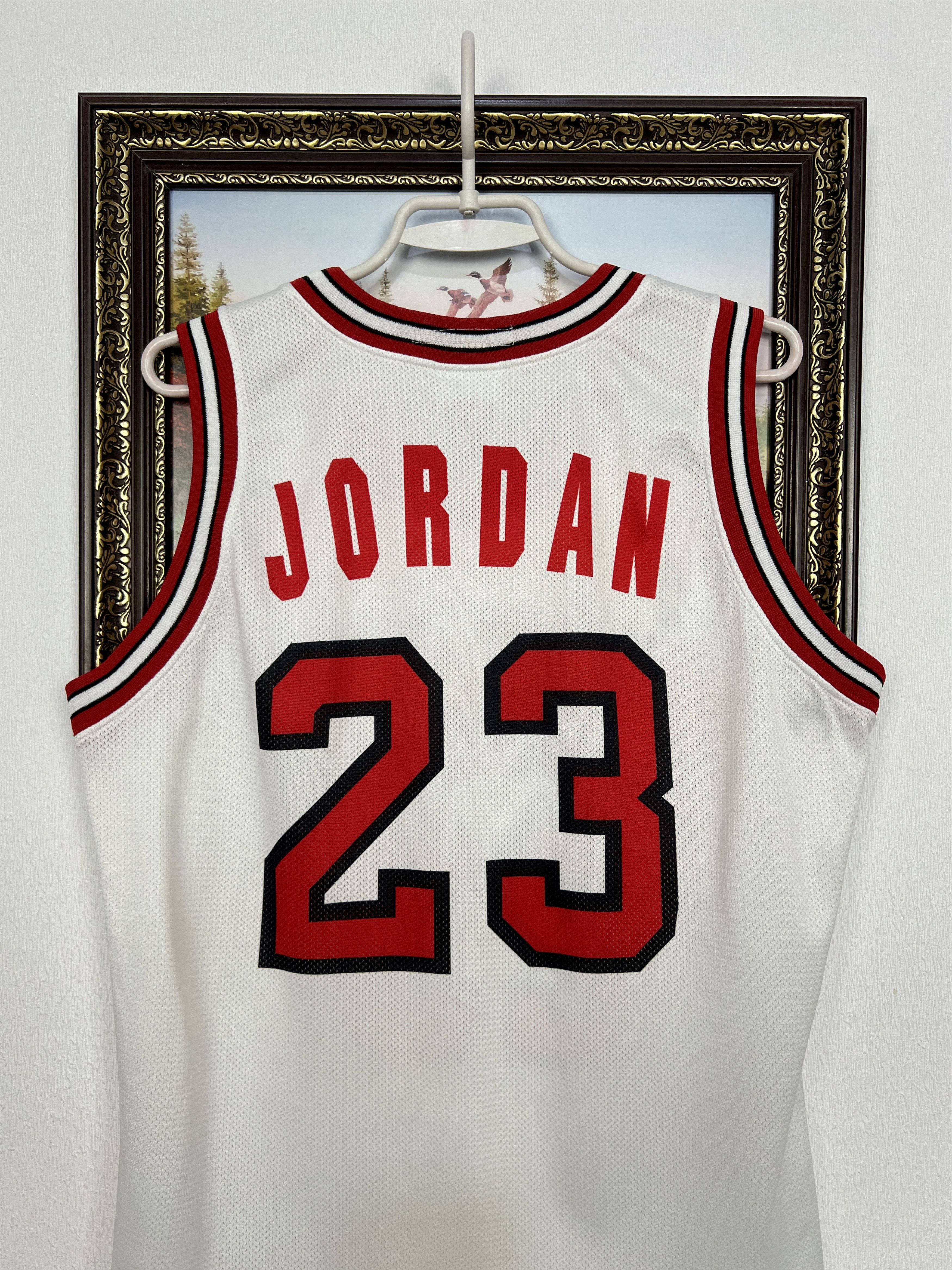 Champion Vintage 90's Champion Chicago Bulls #23 Jordan NBA Jersey Size US S / EU 44-46 / 1 - 11 Thumbnail