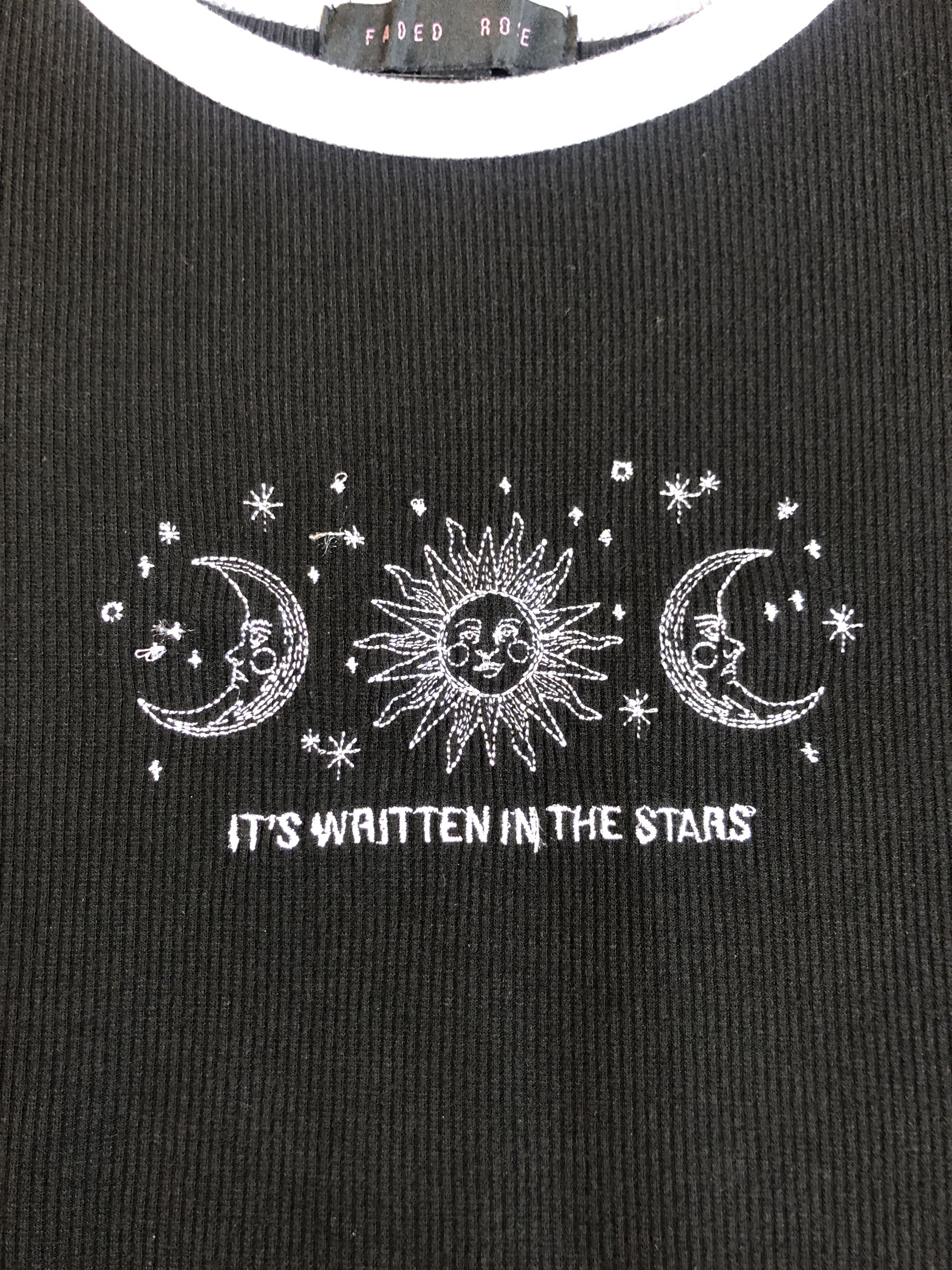 Other Faded Rose 'Written in the Stars' Baby Tee Size L / US 10 / IT 46 - 2 Thumbnail