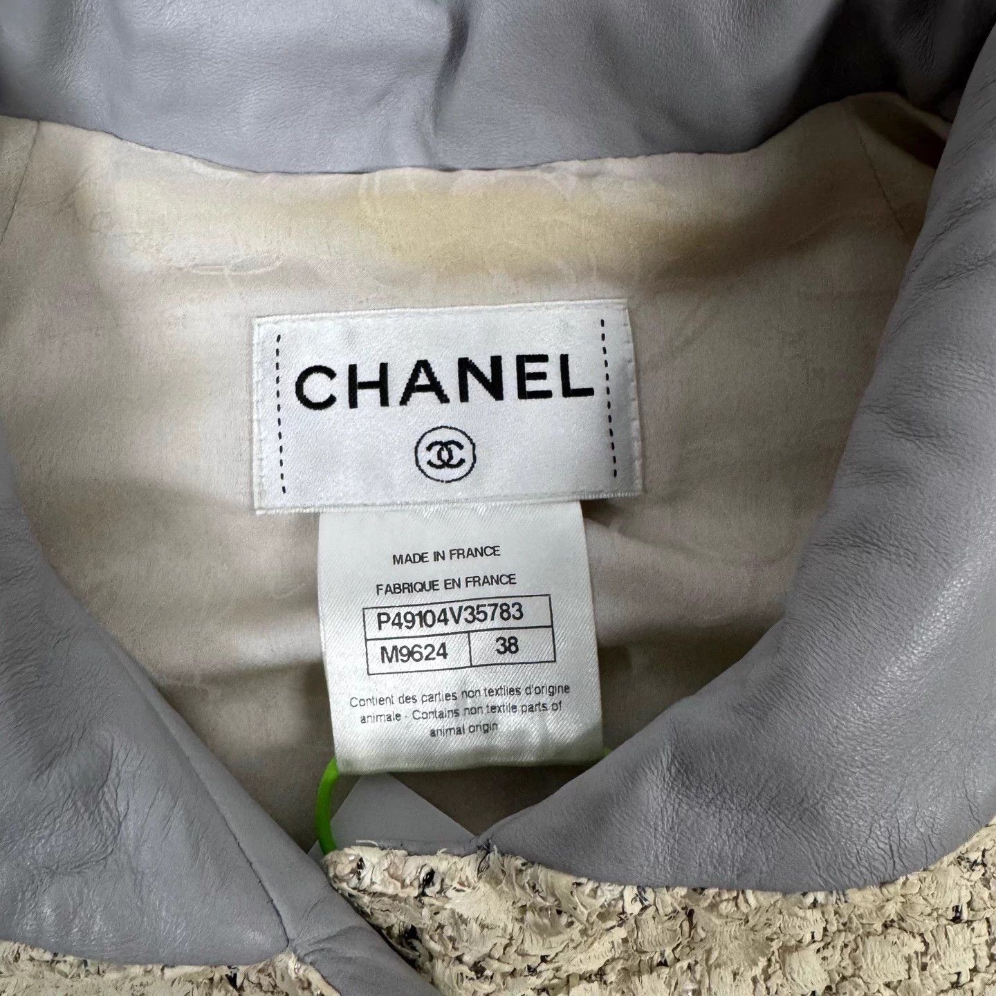 Chanel Chanel Flower Button Four-Pocket Tweed Sleeveless Dress Size S / US 4 / IT 40 - 4 Thumbnail