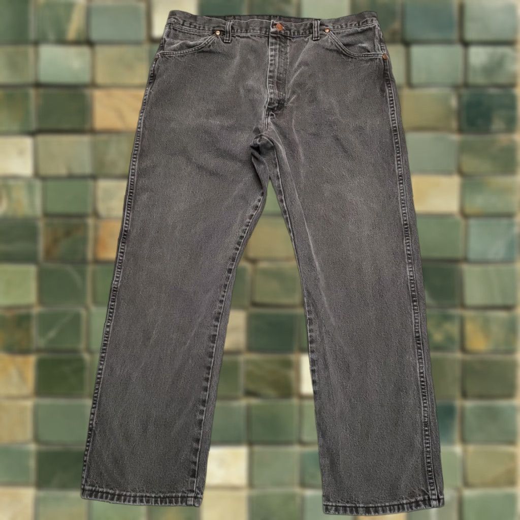 Wrangler Wrangler Jeans Mens 38x30 Black Heavyweight Denim 1013MWZ Western Cowboy Rodeo Size US 38 / EU 54 - 1 Thumbnail