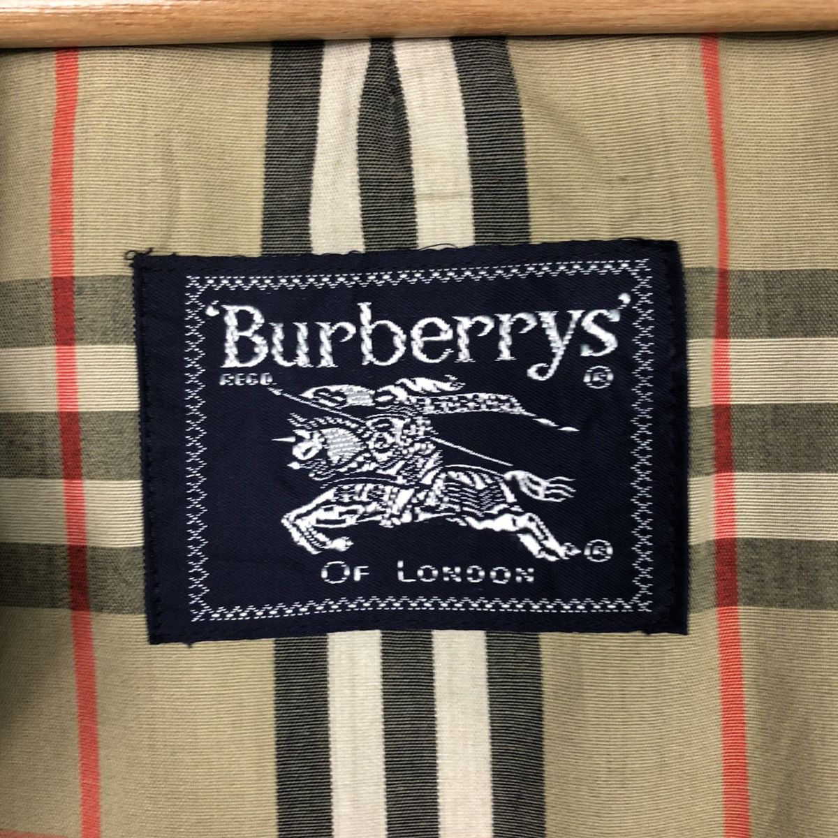 Burberry 🔥VINTAGE BURBERRYS LONDON LONG JACKET NOVA CHECK BLANKET Size US M / EU 48-50 / 2 - 20 Thumbnail