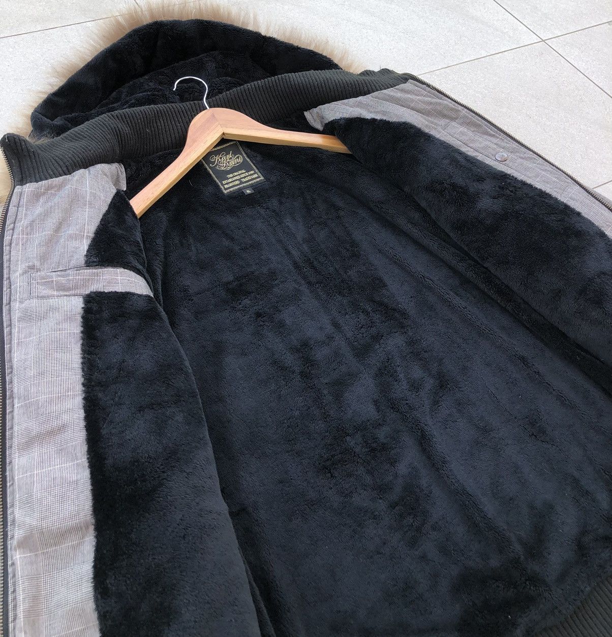 Karl Kani Karl Kani Acrylic Fur Raccoon Hoodie Lined Fleece Jacket Size US M / EU 48-50 / 2 - 9 Thumbnail
