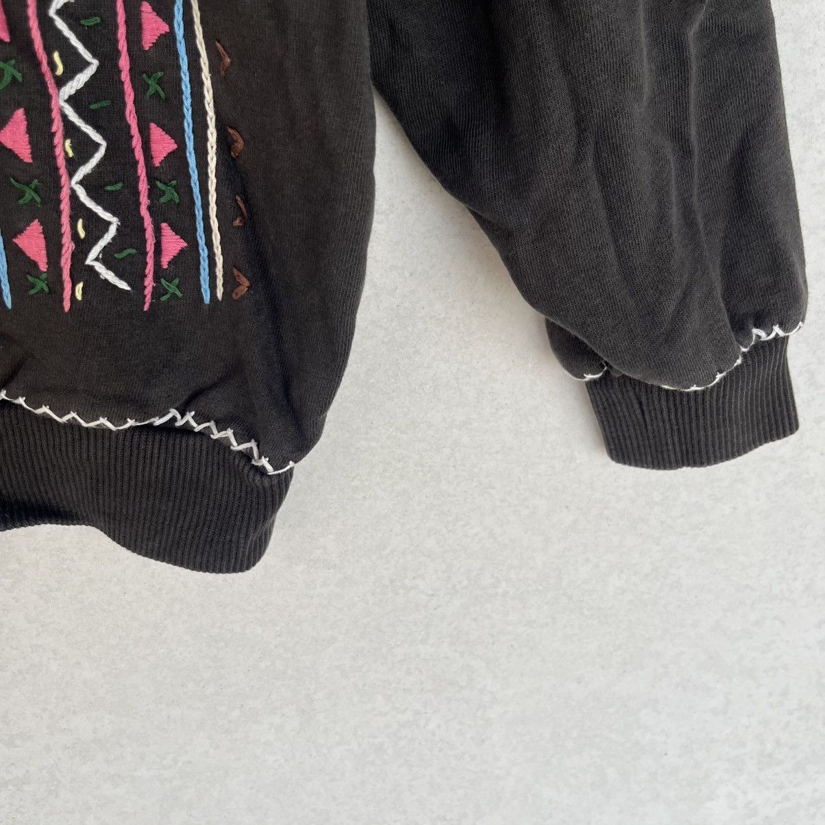 Other Vintage Black Embroidered Patchwork Sweater Size S Size S / US 4 / IT 40 - 5 Thumbnail