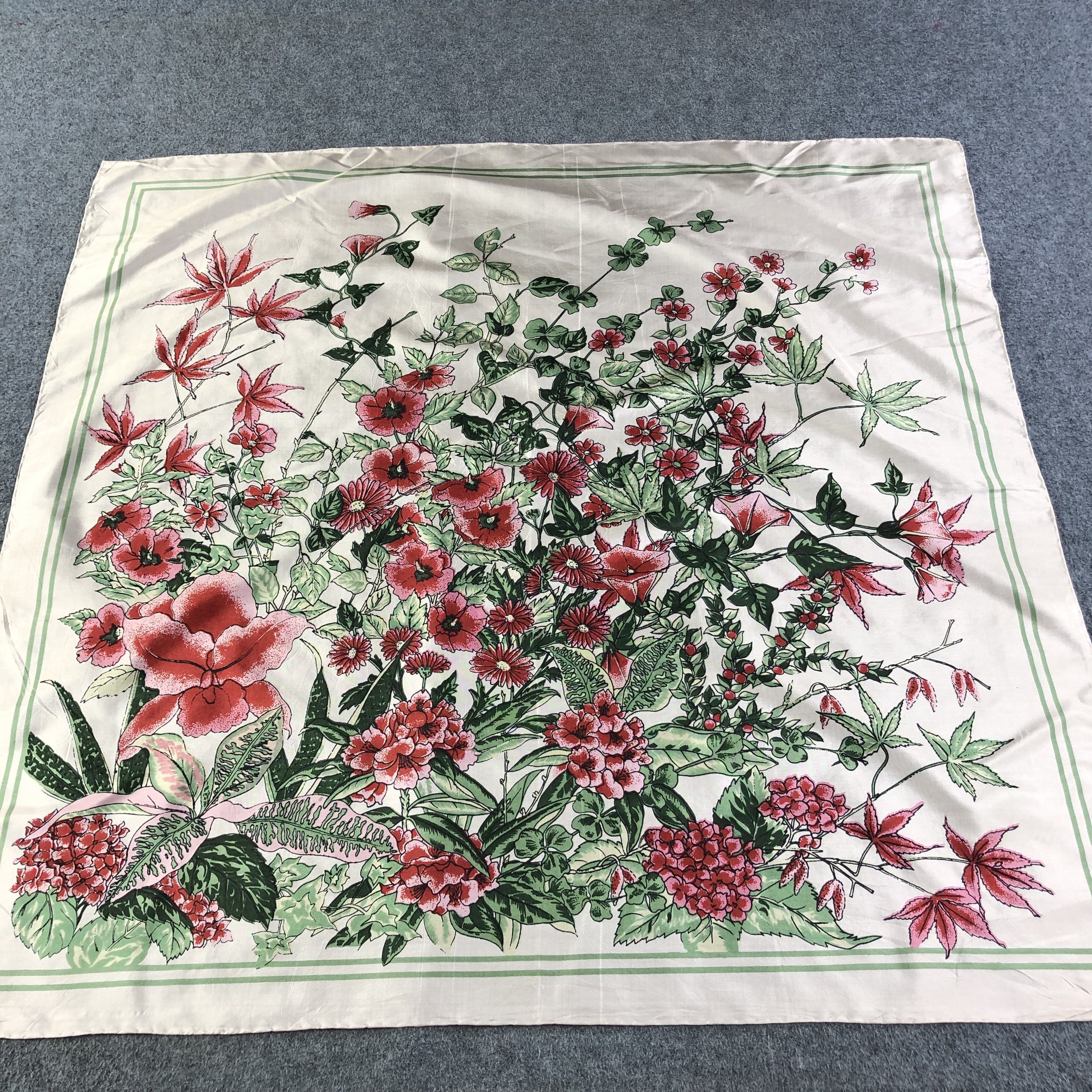 Luxury Floral Hand Rolled Silk Scarf M795
