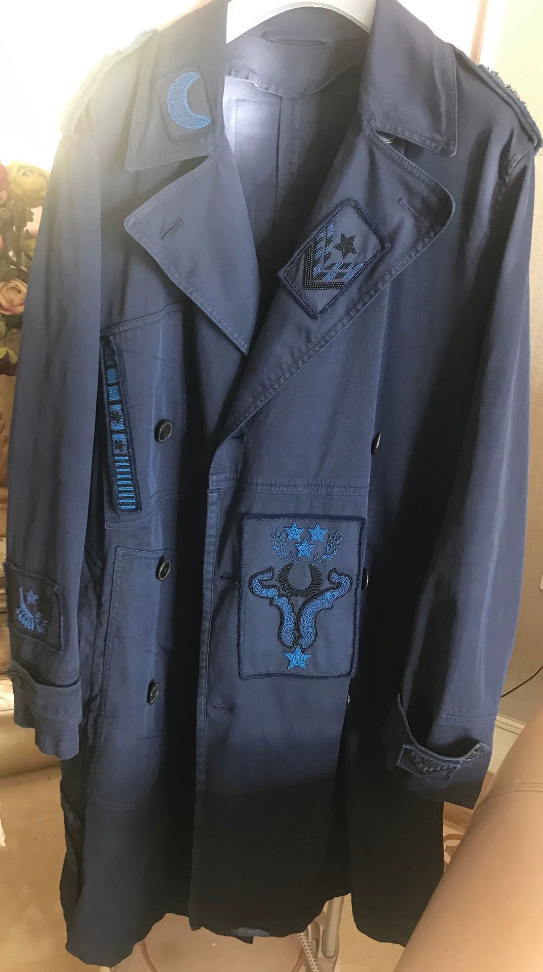 Valentino Valentino Blue Hand-Beaded Trench Coat Size US S / EU 44-46 / 1 - 1 Thumbnail