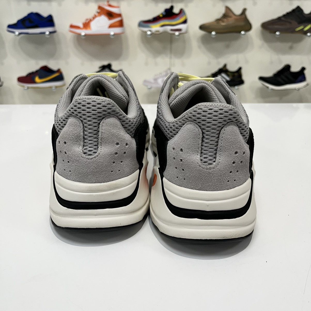 Adidas Adidas Yeezy Boost 700 Wave Runner Size US 11 / EU 44 - 5 Thumbnail