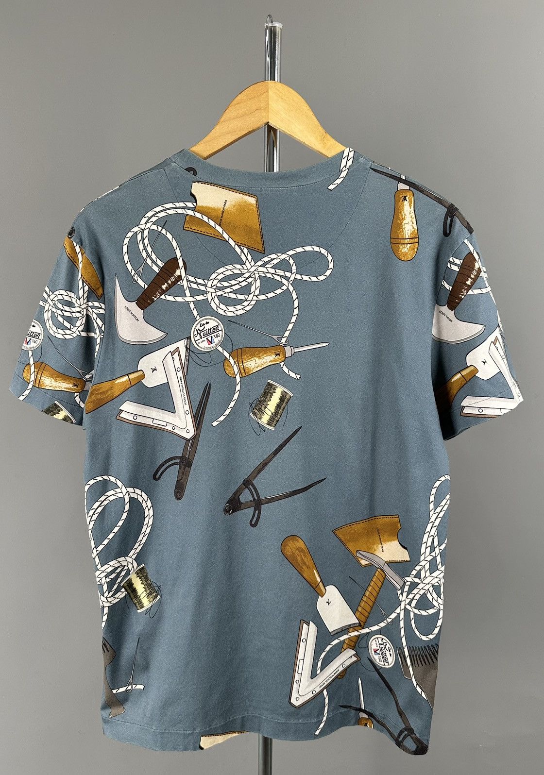 Louis Vuitton Louis Vuitton - “Tools” All Over Print Short Sleeve Shirt Size US S / EU 44-46 / 1 - 8 Thumbnail