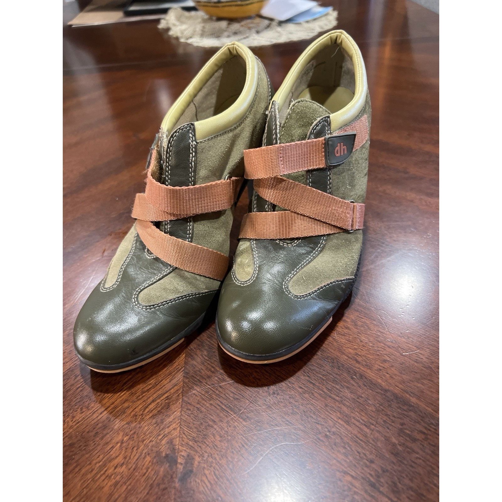 Vintage Y2K Dollhouse Olive Green Strap Retro Style “Brooke” Wedge B Size US 7.5 / IT 37.5 - 1 Thumbnail