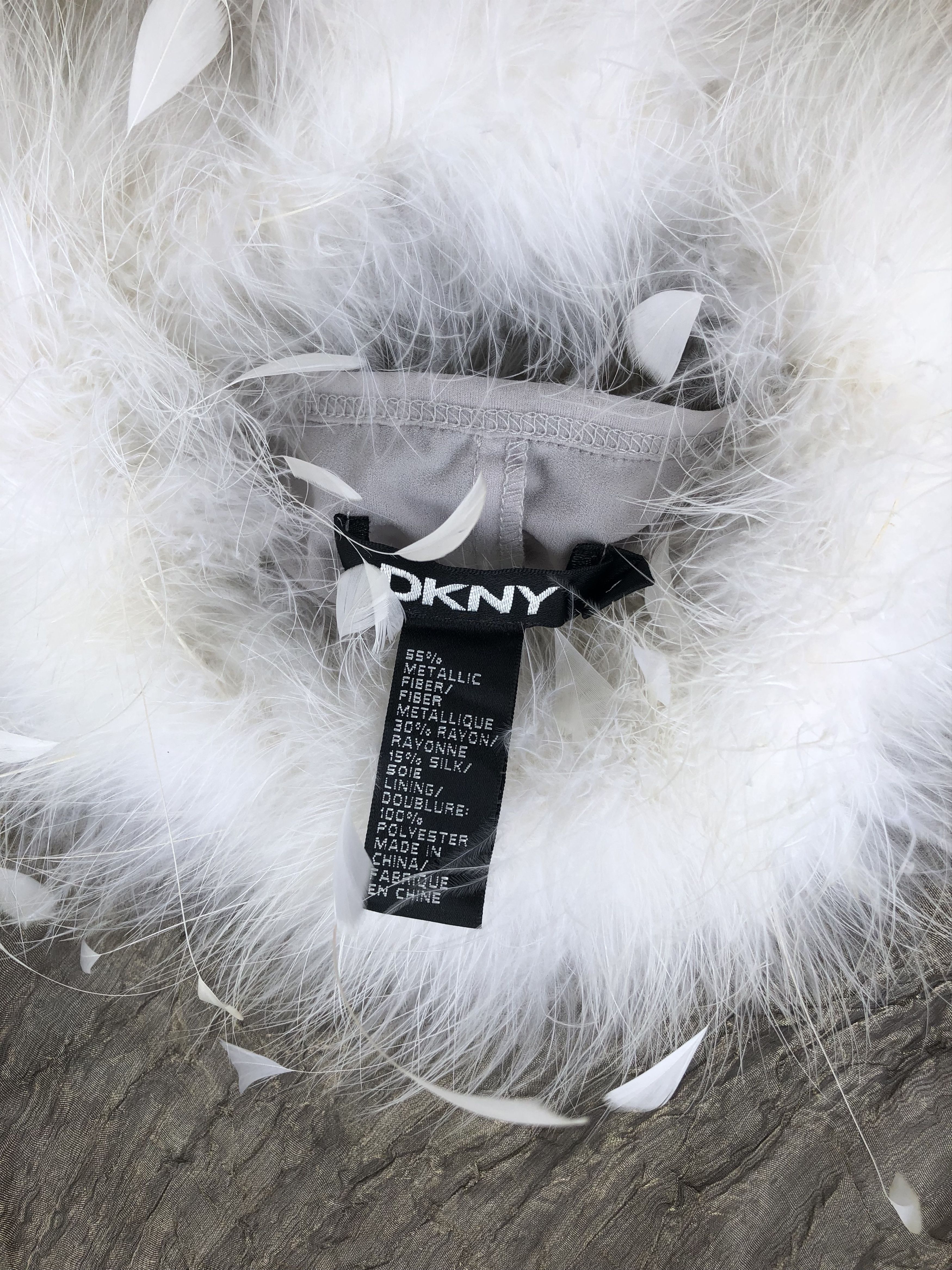DKNY 2000s DKNY dress feather trim collar. Size XS / US 0-2 / IT 36-38 - 2 Thumbnail