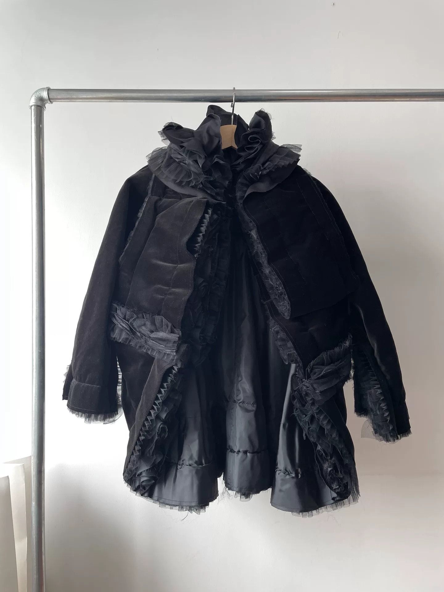 Comme des Garcons Comme des Garçons Black Velvet Coat Size S / US 4 / IT 40 - 1 Thumbnail
