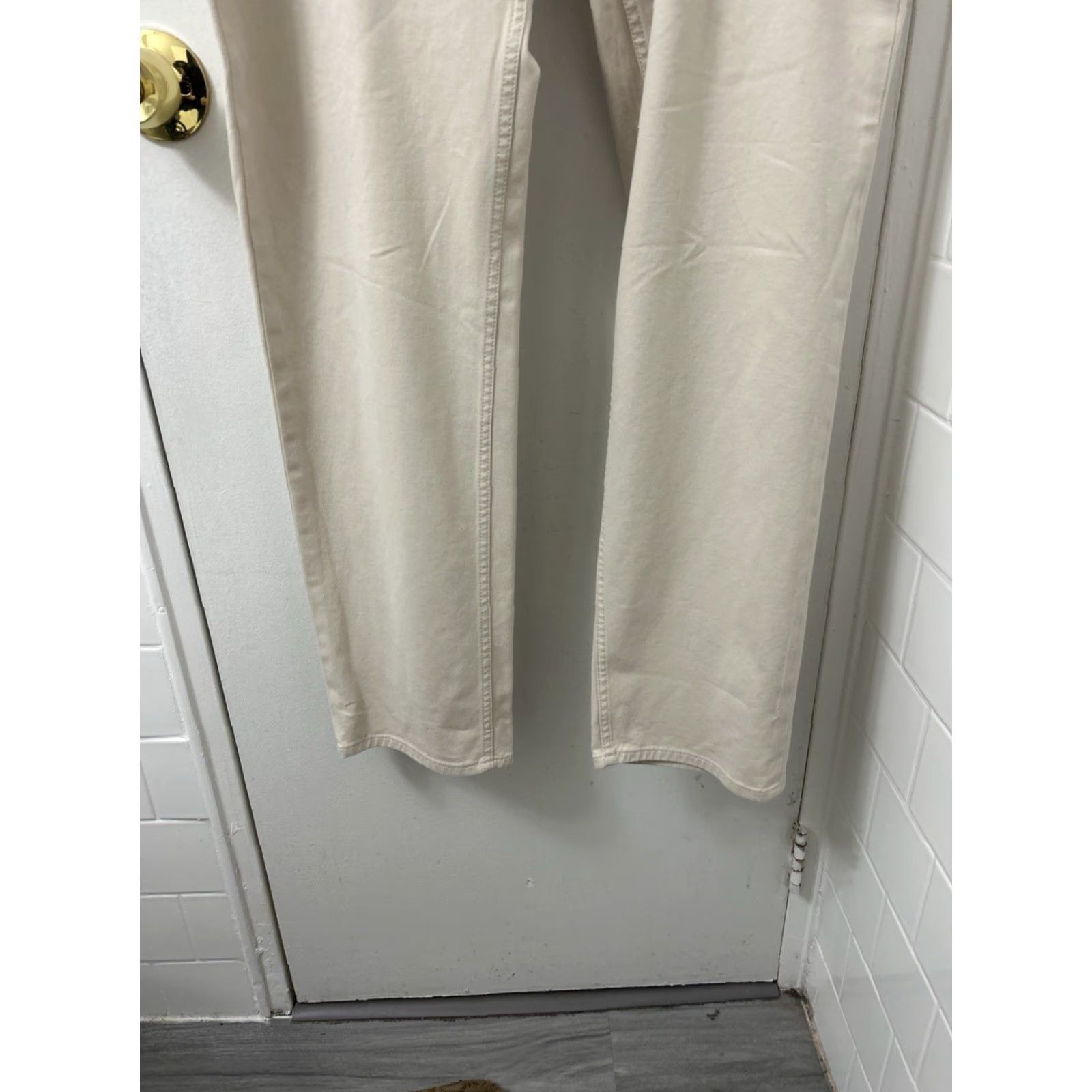 Banana Republic Banana Republic Traveler Pants Mens Size 38x32 Beige Slim Fit Chino NWT Size US 38 / EU 54 - 7 Thumbnail