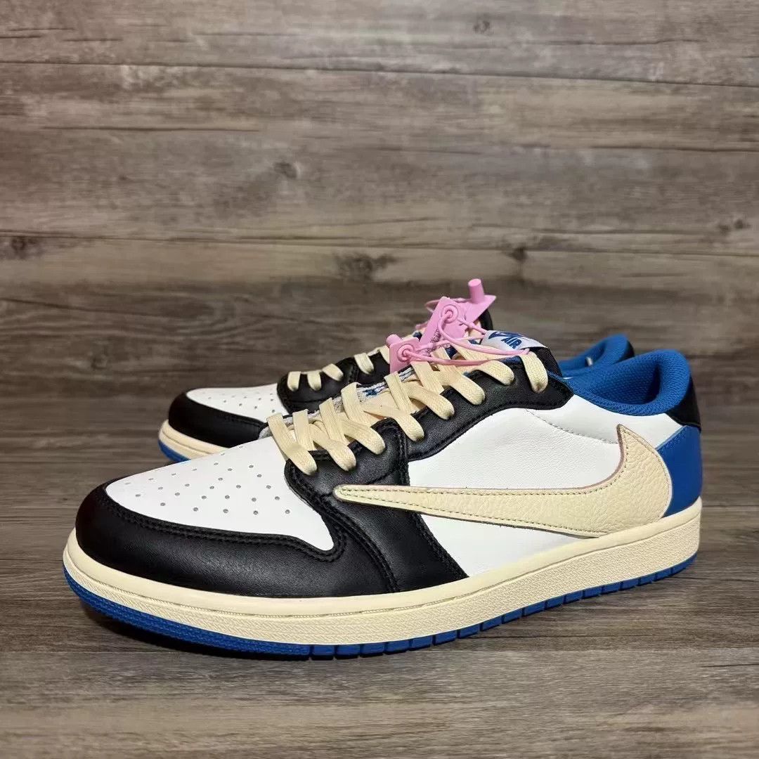 Nike Nike AJ1 Blue Hitop Sneakers 44.5 Men Size US 11 / EU 44 - 1 Thumbnail