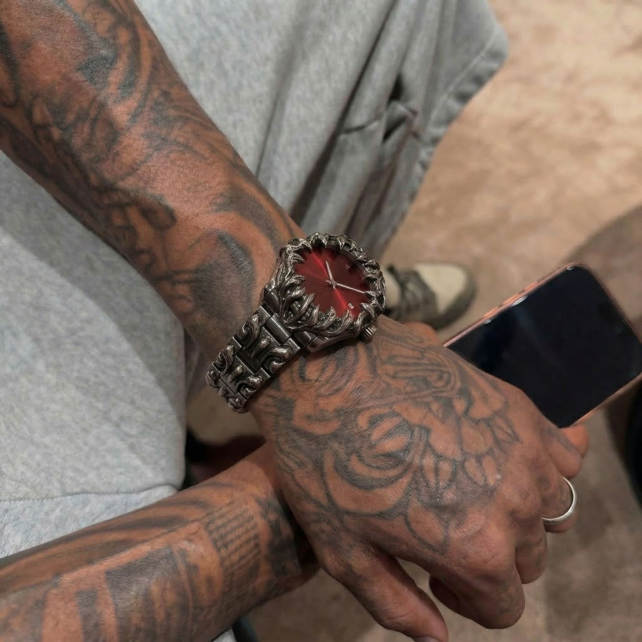 Japanese Brand Y2K Claw Watch Size ONE SIZE - 2 Thumbnail