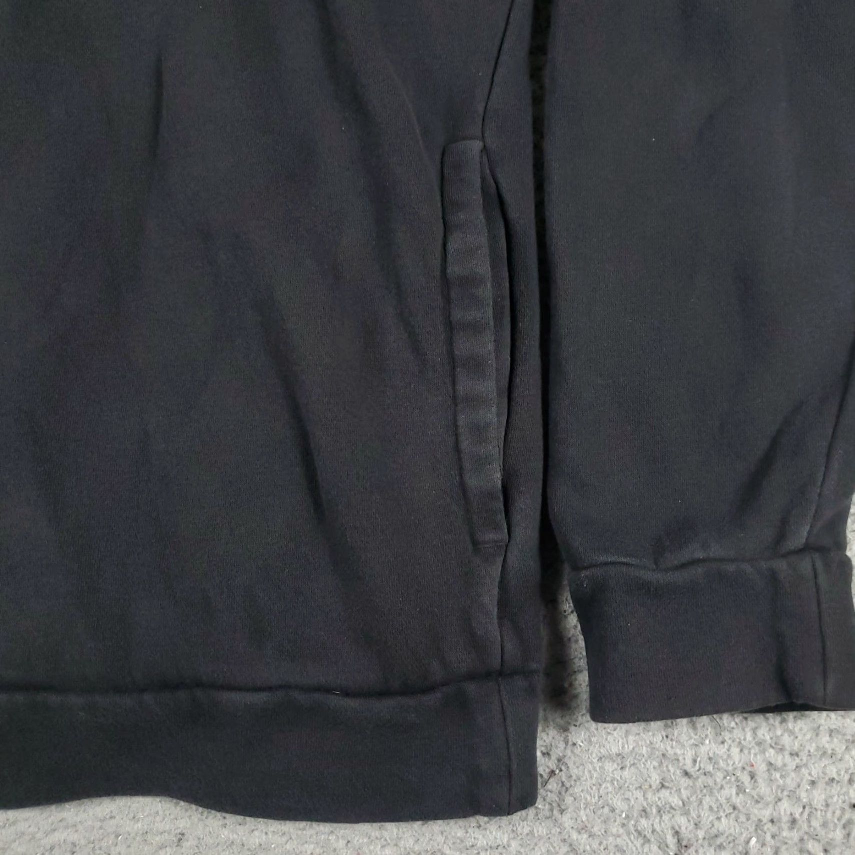Adidas Adidas Men's Pullover Hoodie Sweater Black Long Sleeve Casual Sports Activewear Medium Size US M / EU 48-50 / 2 - 5 Thumbnail