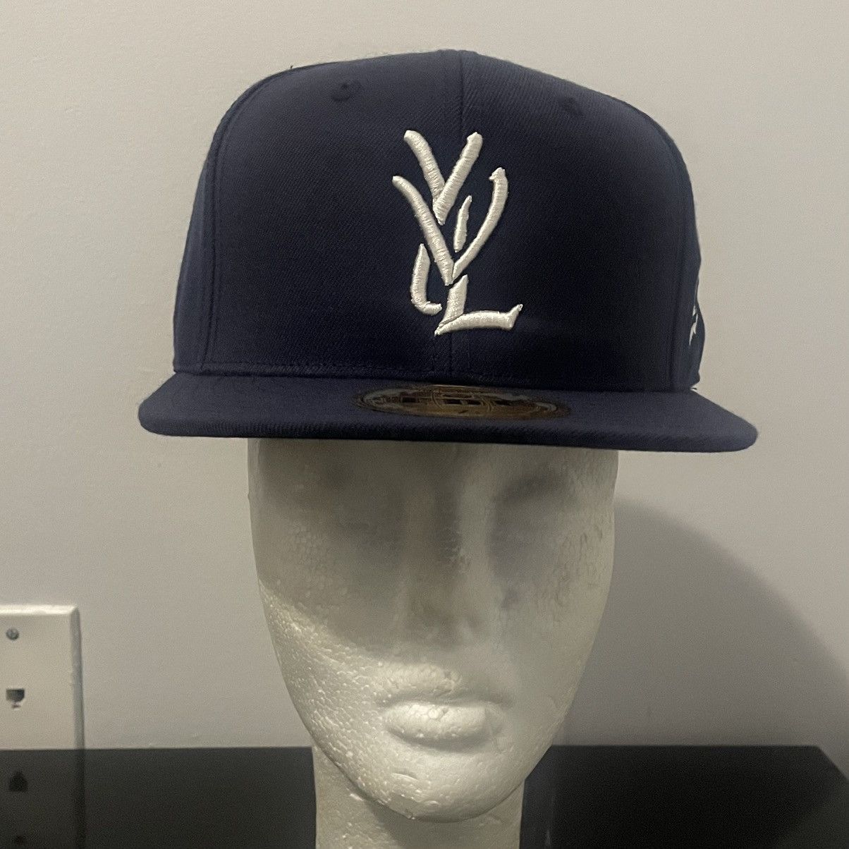 YVL 自身購入 Playboi Carti ネイビー キャップ 7 3/8 YVL Playboi Carti Fitted Hat Blue Brand New SOLD OUT | eBay