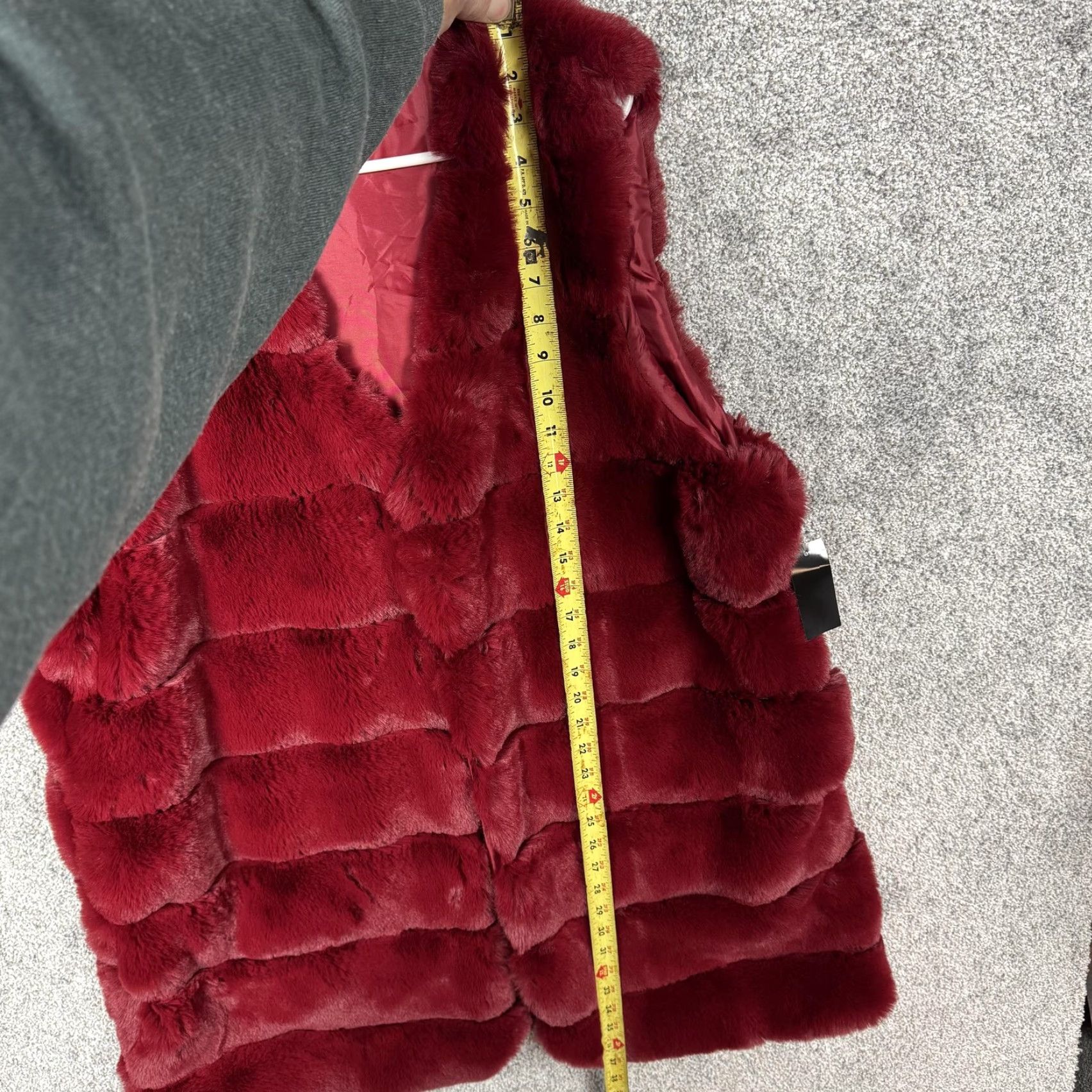 Vintage Cavalini Vest Womens 2X Red Faux Fur Quilted Lined Hook Eye Pockets Cozy Warm Size XXL / US 16-18 / IT 52-54 - 3 Thumbnail