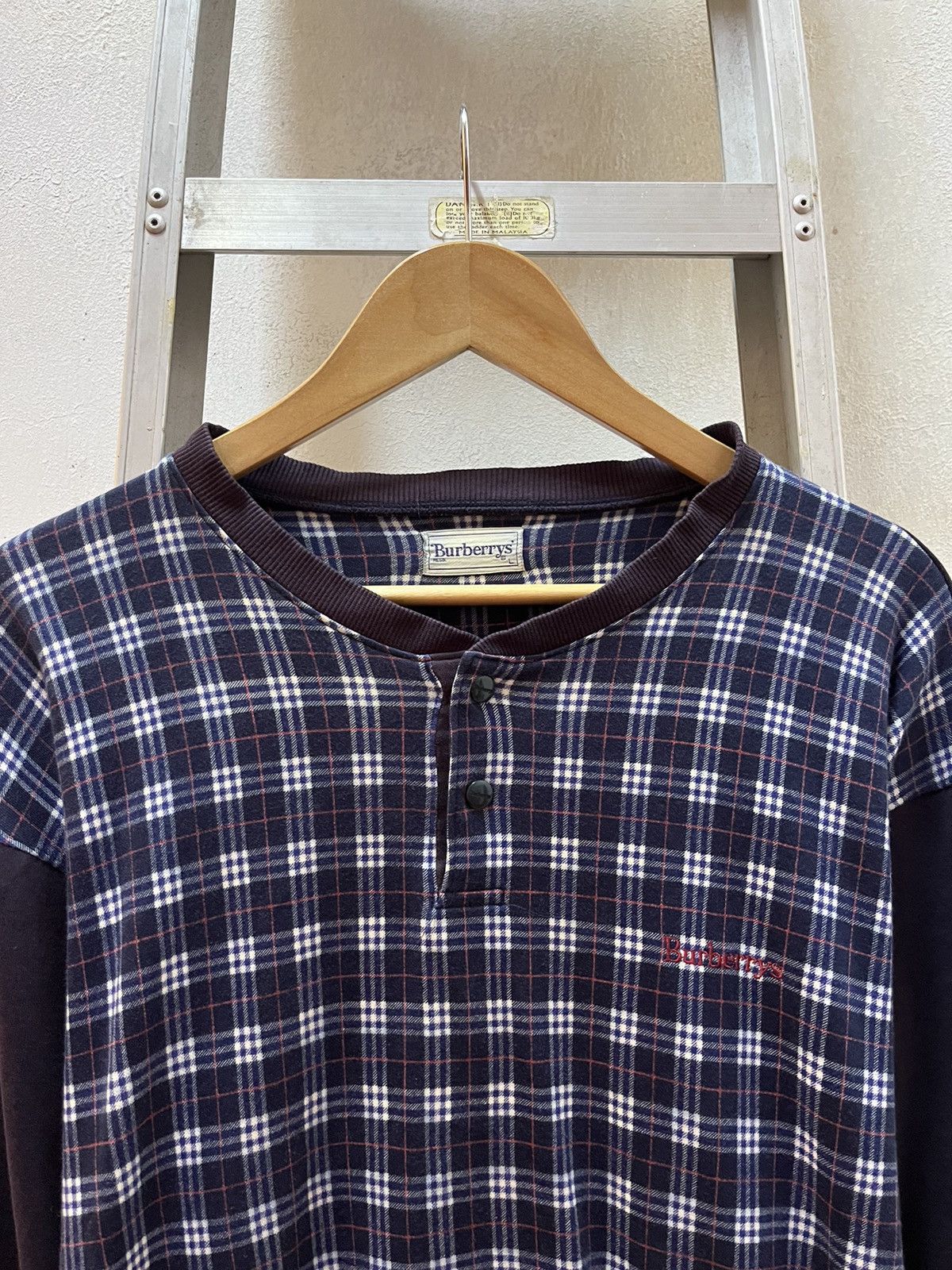 Burberry Vintage Burberry two button sweatshirt Size US L / EU 52-54 / 3 - 2 Thumbnail