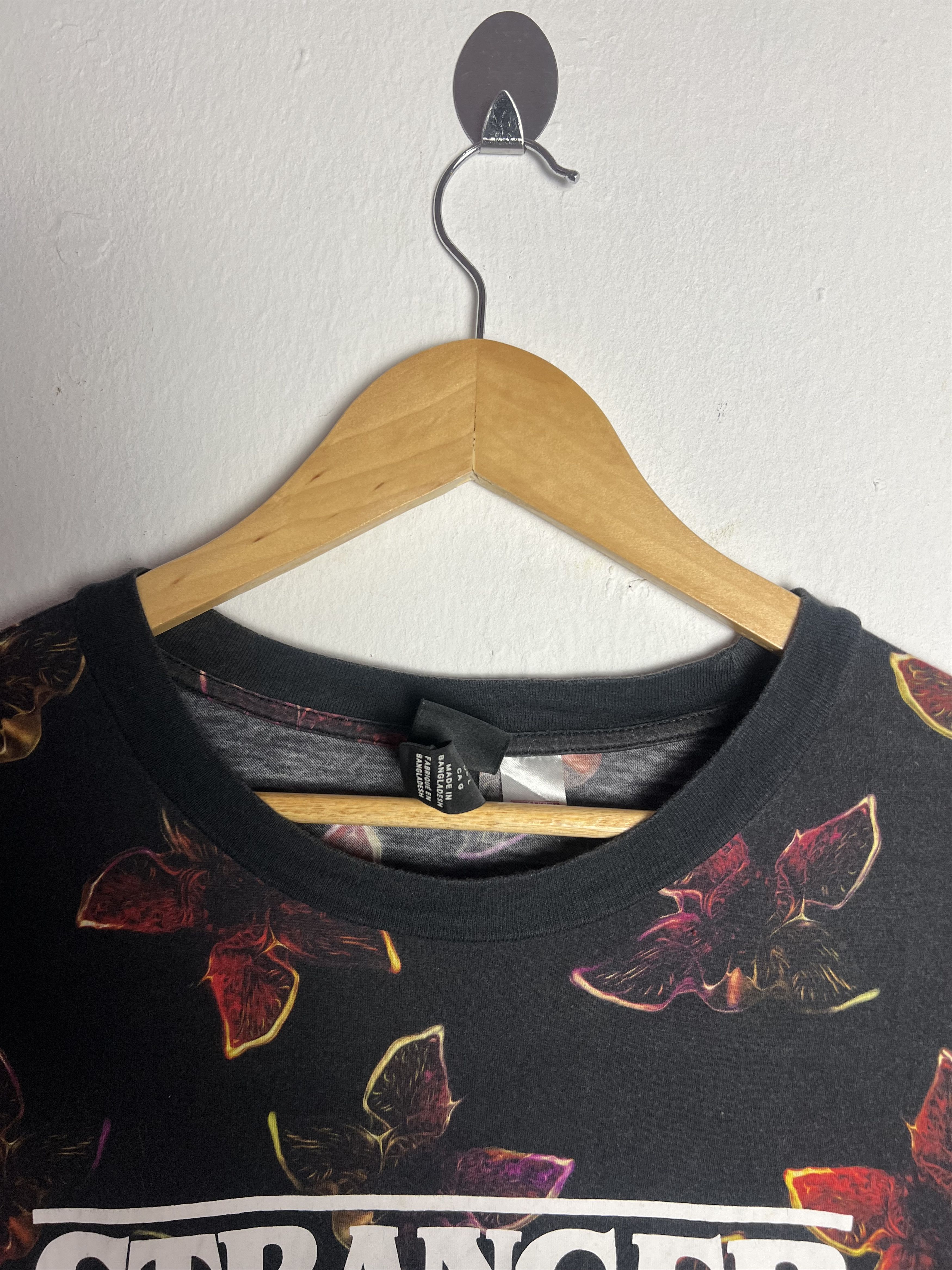 H&M H&M Stranger Things Tee Size US L / EU 52-54 / 3 - 8 Thumbnail