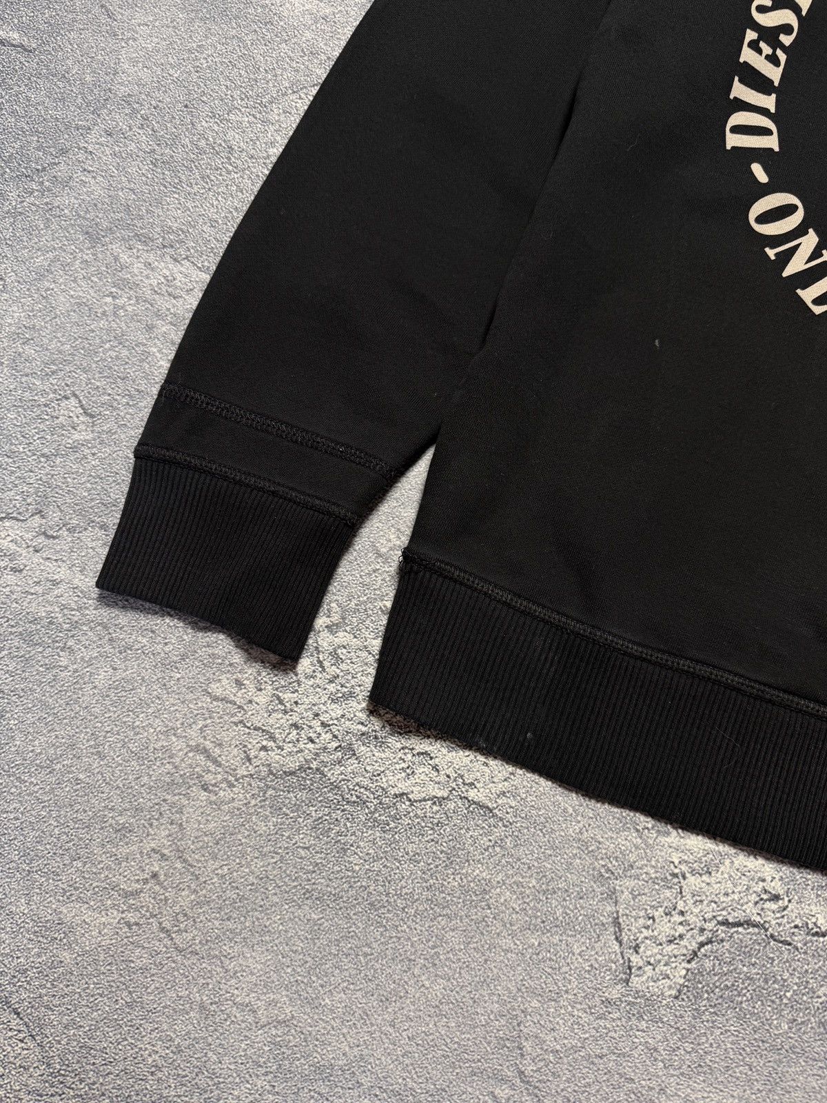 Diesel Vintage Diesel Sweatshirt Big Logo Streetwear Y2K Size US M / EU 48-50 / 2 - 4 Thumbnail