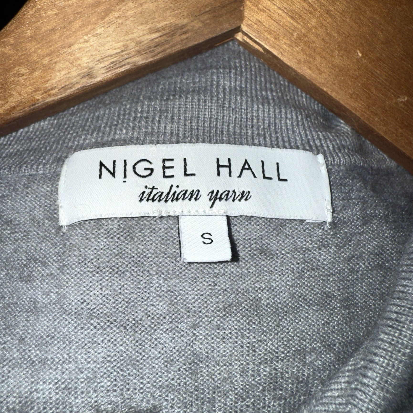 Vintage Nigel Hall Wool Acrylic Blend Gray Long Sleeve Pullover Sweater Mens Size S Size US S / EU 44-46 / 1 - 4 Thumbnail