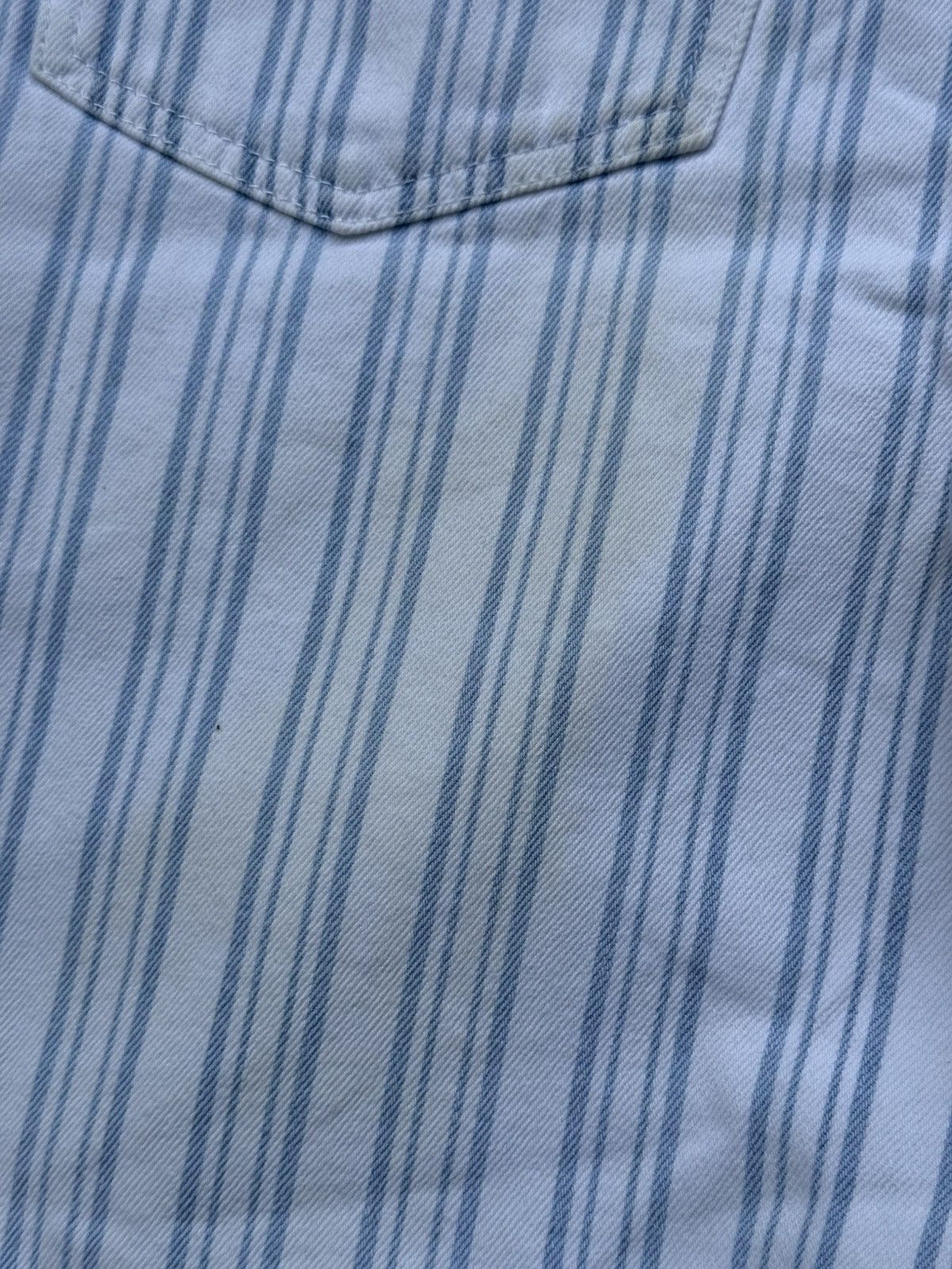 Vintage 90s Fluid Blues White Light Blue Striped Denim Shorts Size US 29 - 7 Thumbnail