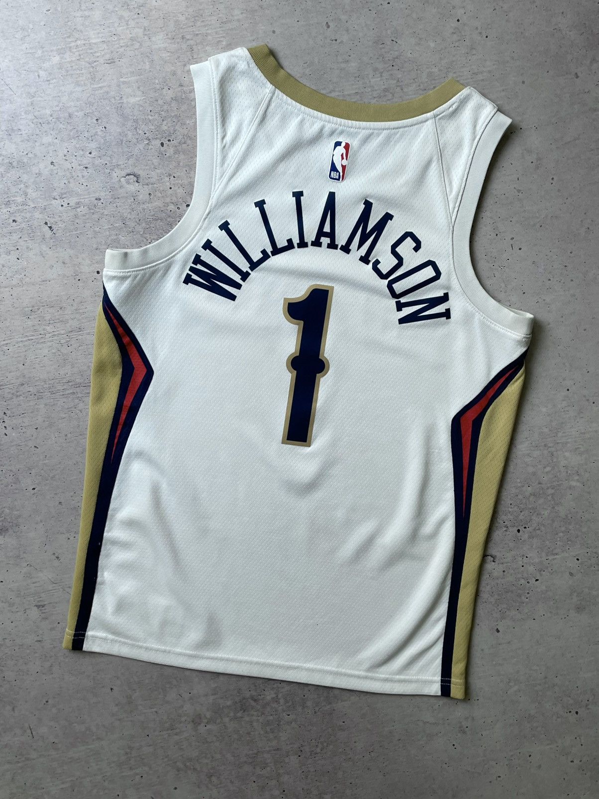 NBA Nike New Orleans Pelicans Zion Williamson Size US M / EU 48-50 / 2 - 6 Thumbnail