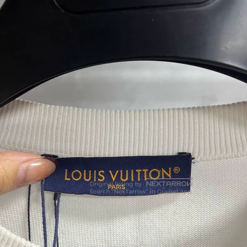 Louis Vuitton Louis Vuitton White cartoon print crewneck pullover short Size US XL / EU 56 / 4 - 2 Thumbnail