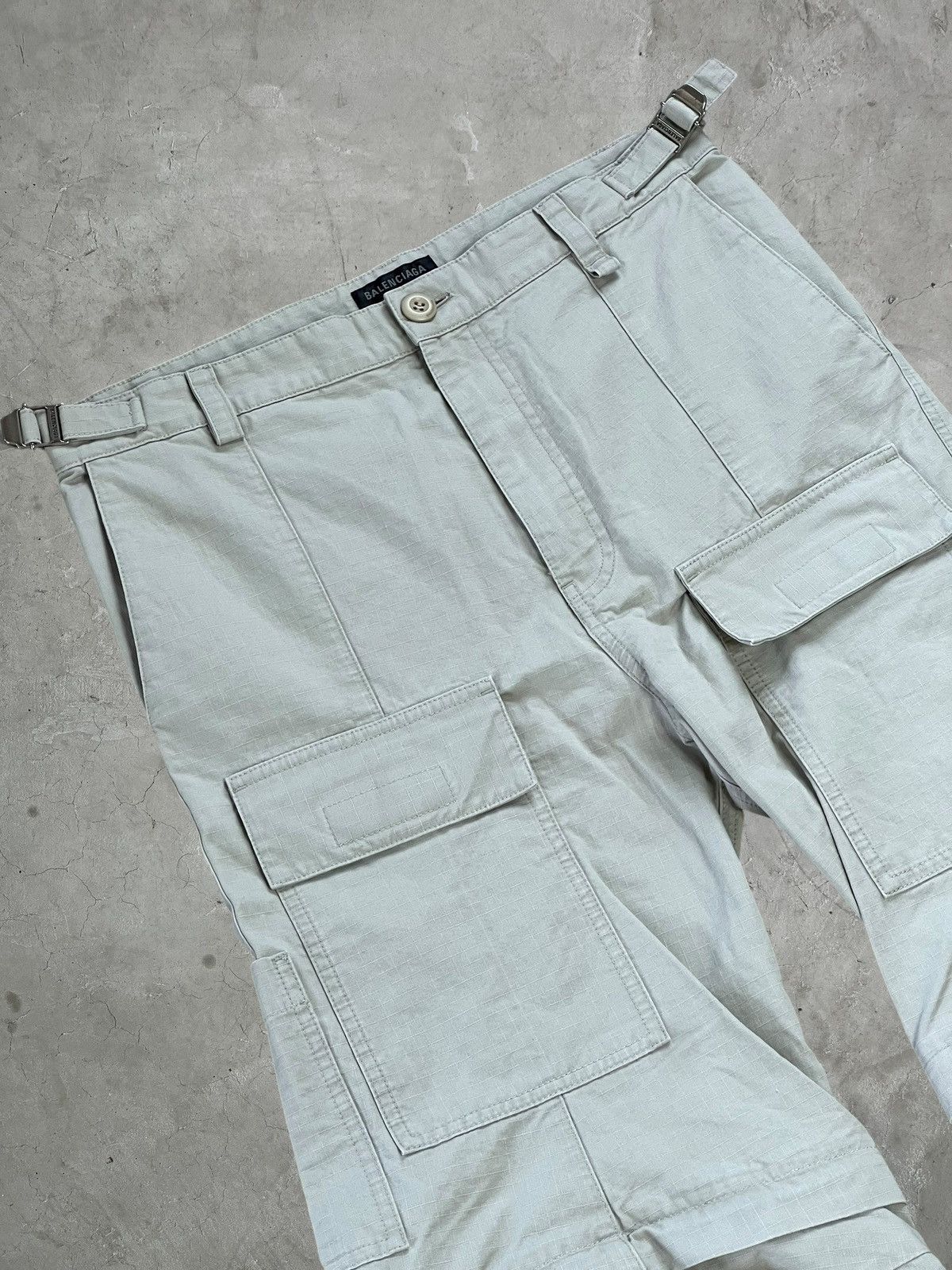 Balenciaga Balenciaga Flared Cargo Pants Size US 31 - 6 Thumbnail