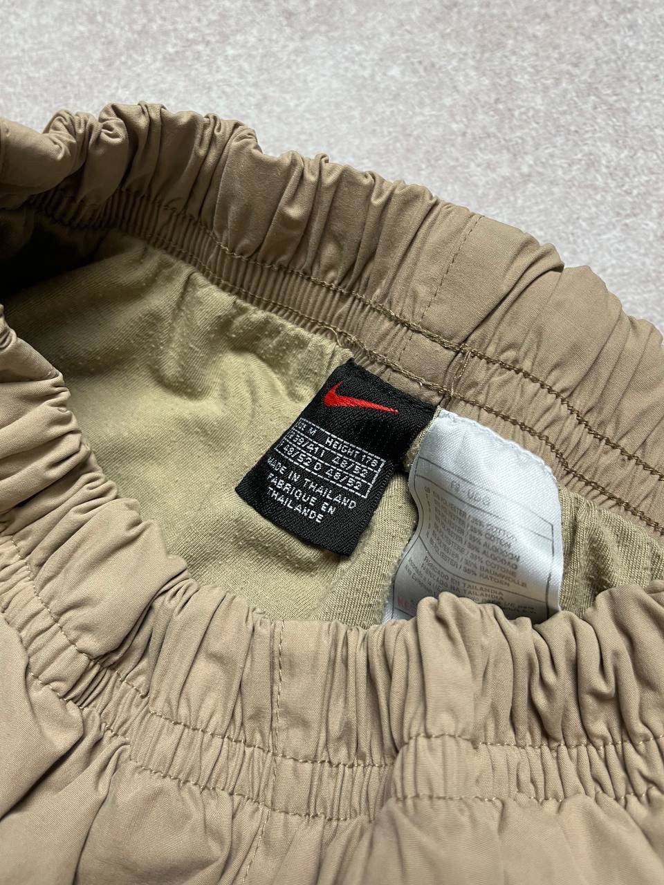 Nike × Vintage Vintage Nike Swoosh Nylon Baggy Trackpants M Size US 32 / EU 48 - 3 Thumbnail