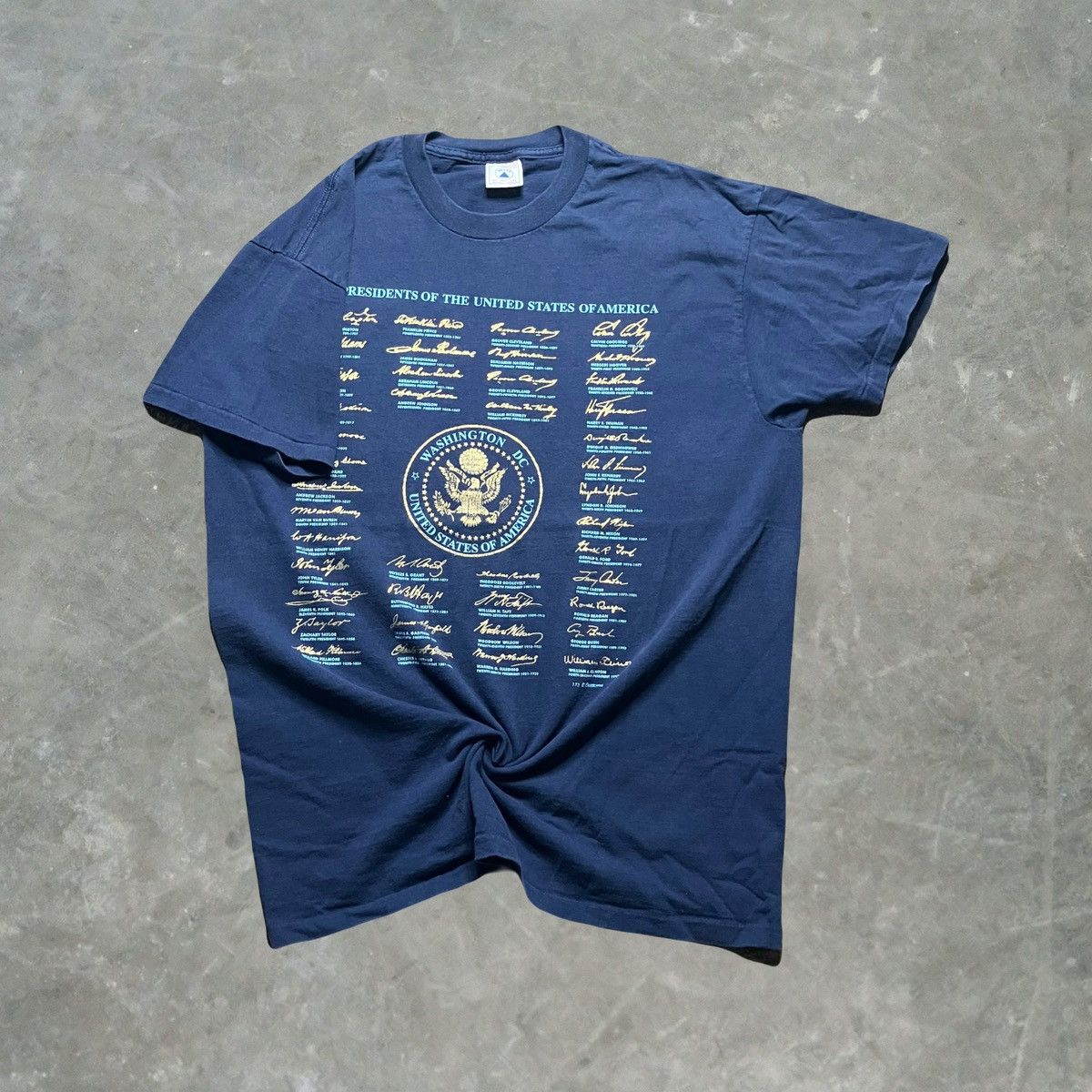 Delta × Vintage Vintage 90s US Presidents Signature Graphic T Shirt Size US L / EU 52-54 / 3 - 1 Thumbnail