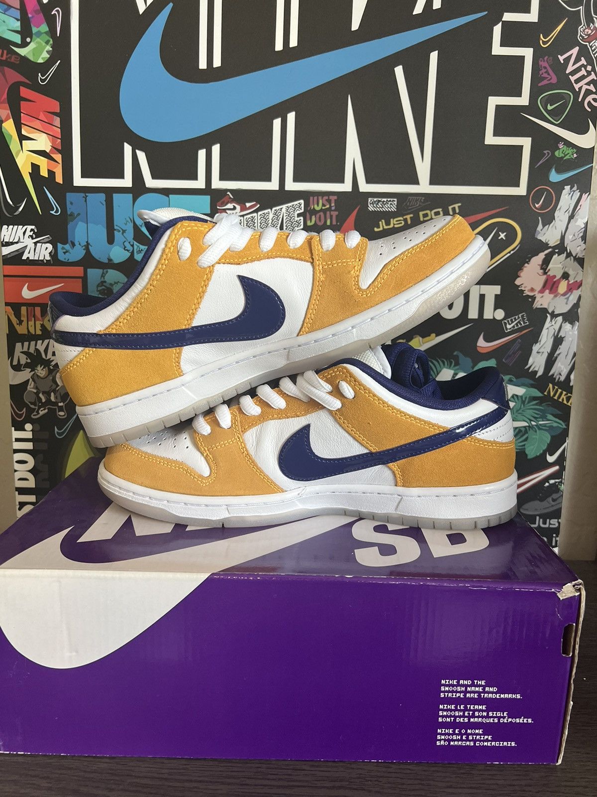 Nike Nike SB Dunk Low ‘Laser Orange’ Size 8.5 Size US 8.5 / EU 41-42 - 2 Thumbnail