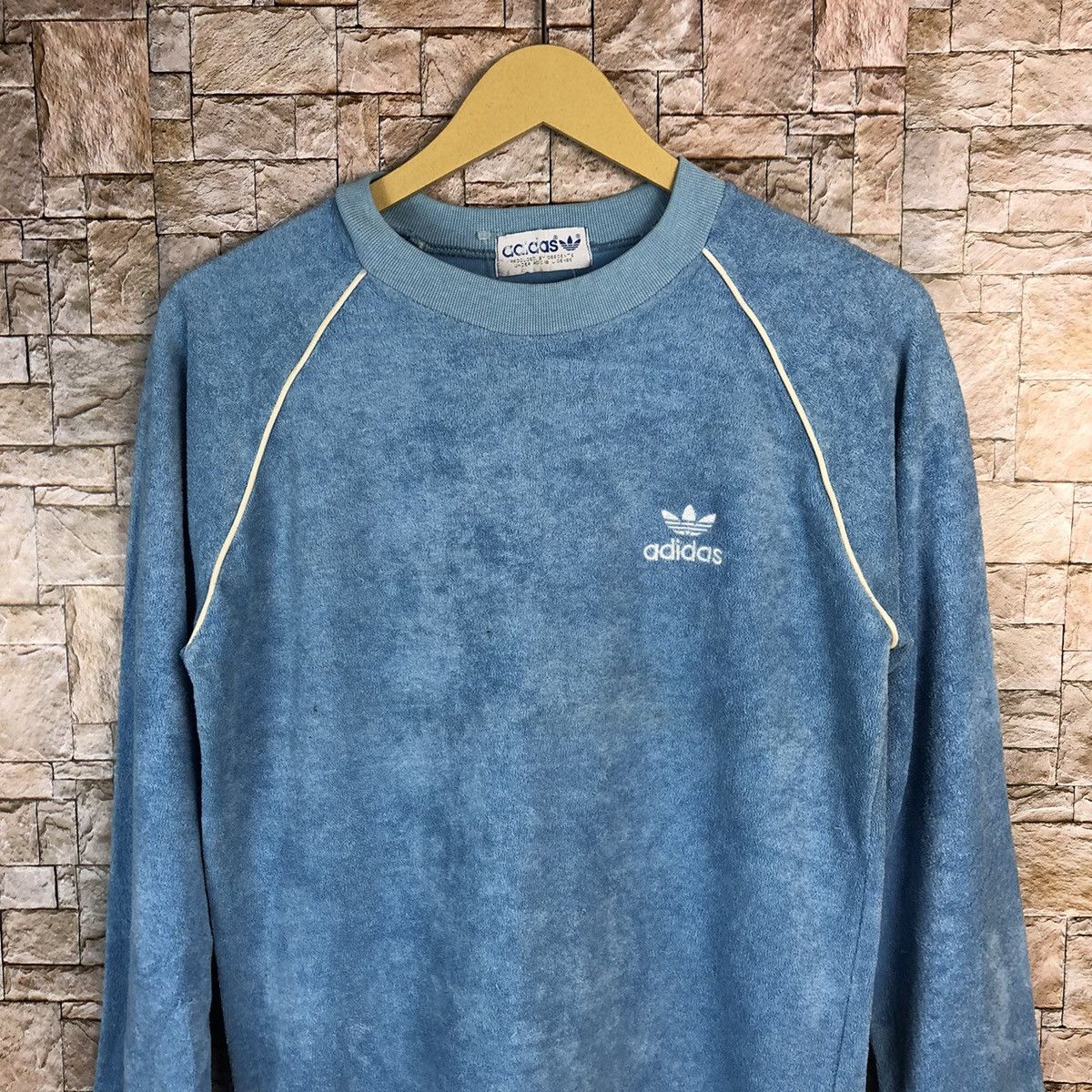Adidas Adidas X Decente japan vintage Blue Sweatshirt #A506 Size US S / EU 44-46 / 1 - 5 Thumbnail