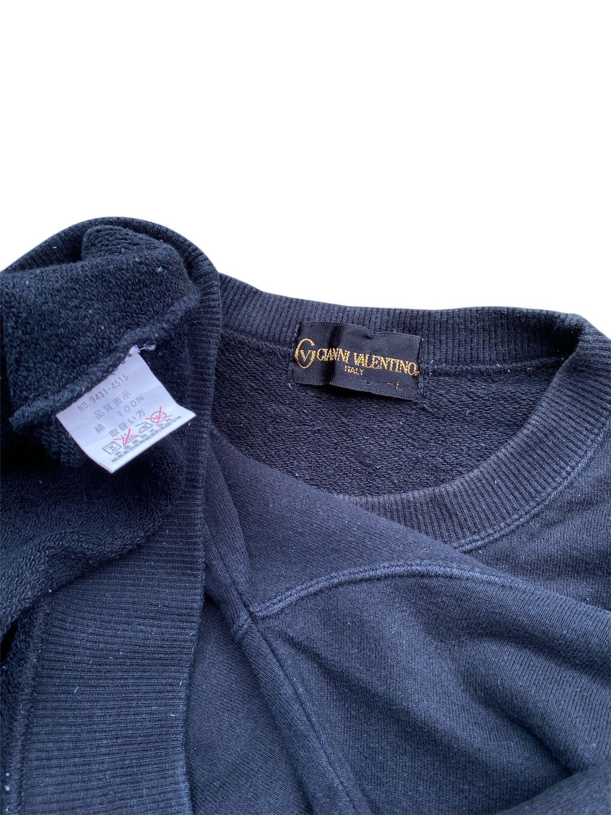 Gianni Valentino × Valentino × Vintage Vintage Gianni Valentino Embroidery Sweatshirt Size US L / EU 52-54 / 3 - 3 Thumbnail