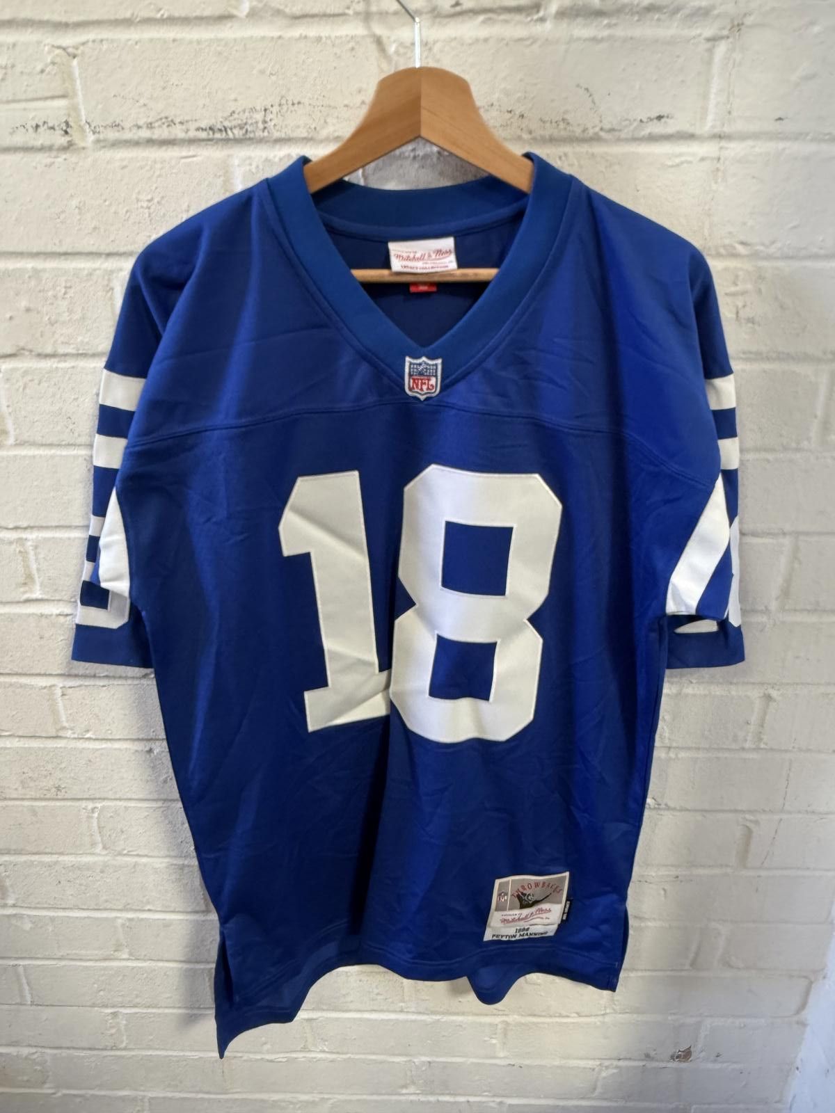 Mitchell & Ness Mitchell & Ness Legacy Collection Peyton Manning #18 NFL Men Size US M / EU 48-50 / 2 - 1 Thumbnail
