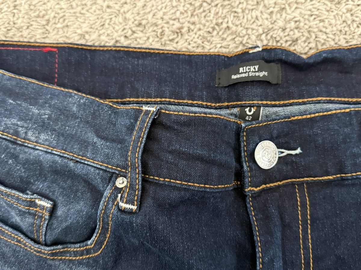 True Religion True Religion Ricky Relaxed Straight Dark Jeans Size 42 Size US 42 / EU 58 - 4 Thumbnail